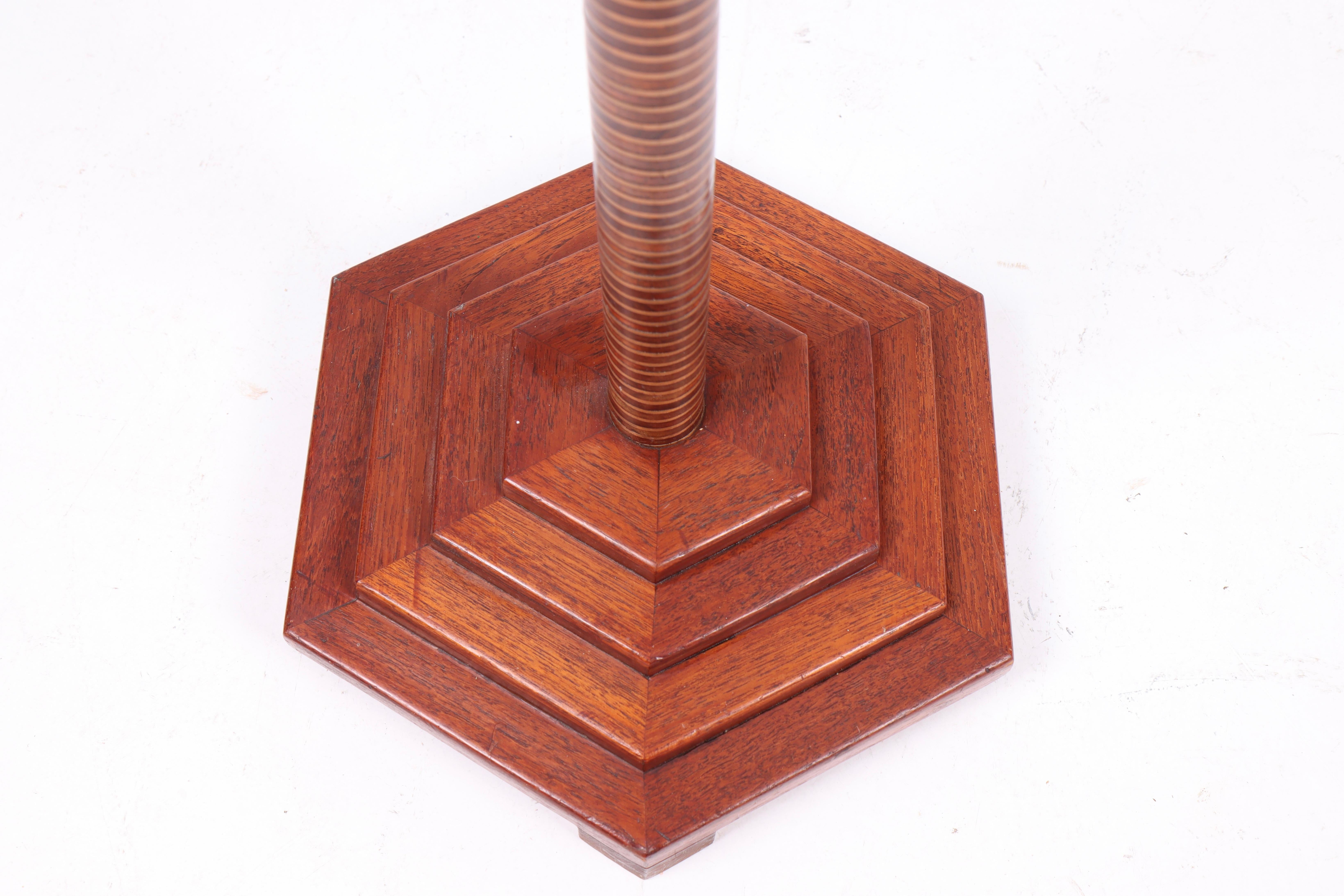 Dänische moderne Mid-Century-Stehleuchte aus Teakholz, dänisches Design, 1950er Jahre im Zustand „Gut“ im Angebot in Lejre, DK