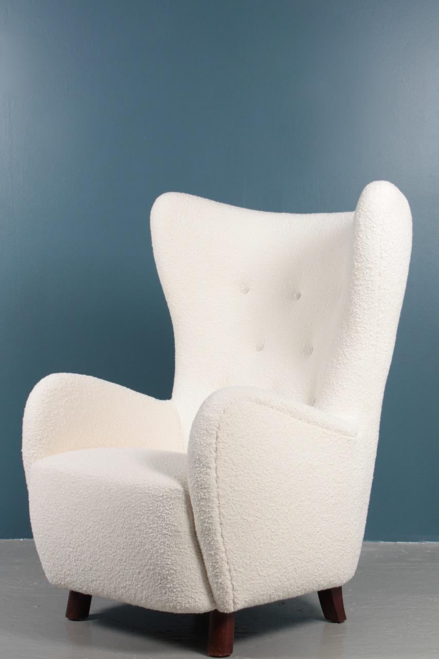 Danish Modern Midcentury Lounge Chair in Boucle Wool, 1940s 5