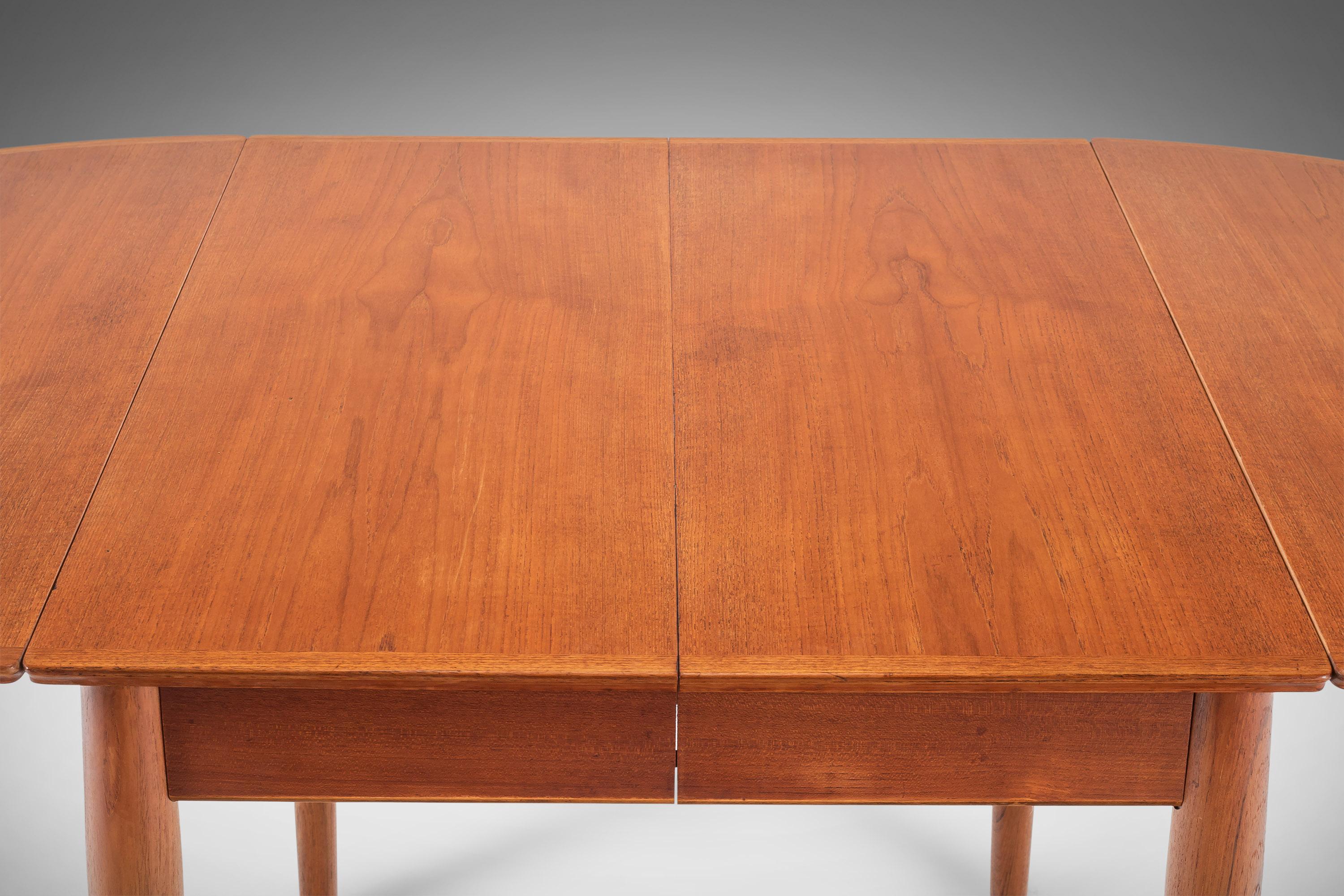 Model 227 Teak Long Extension Dining Table by Arne Vodder for Sibast, c. 1960s For Sale 7