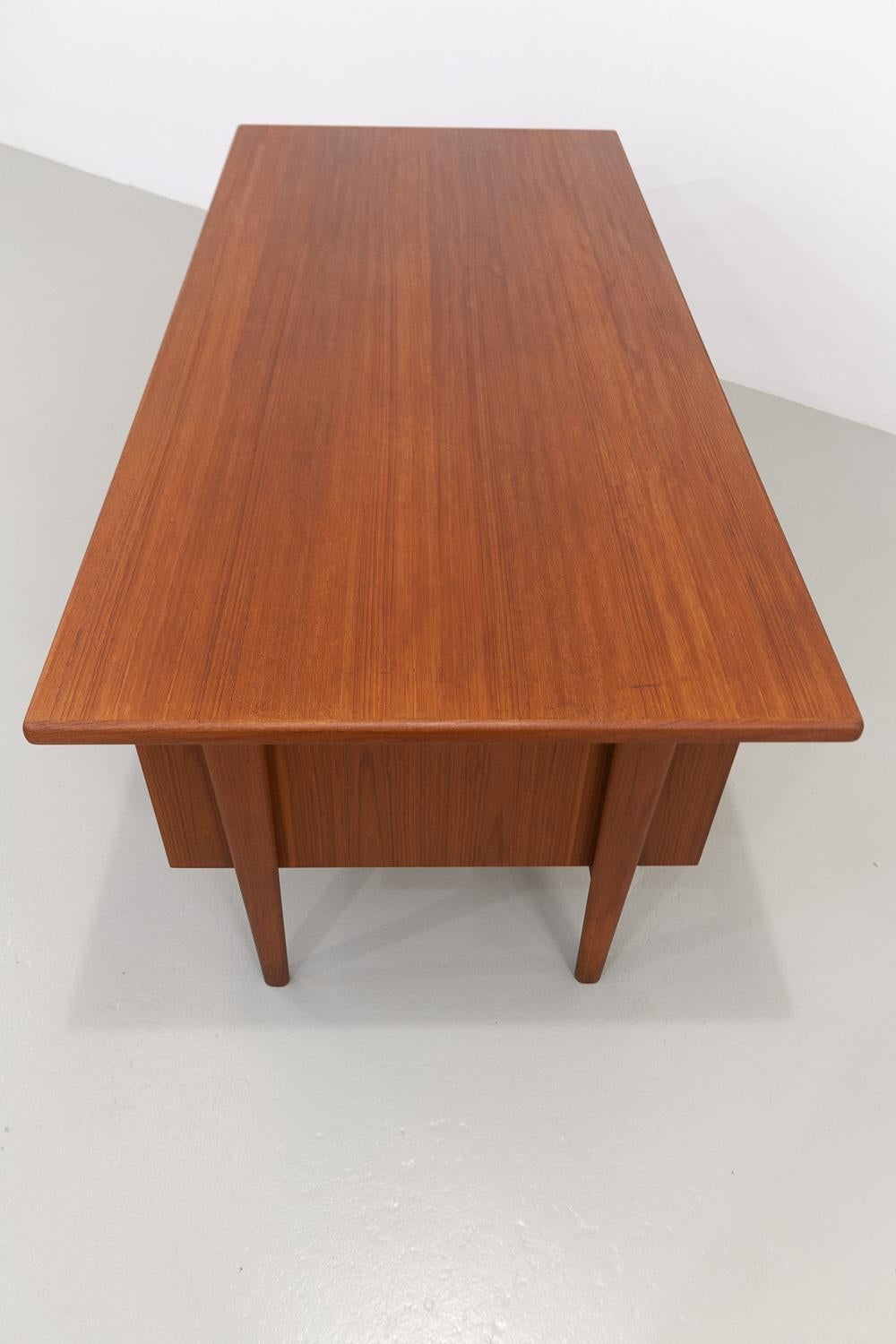 Danish Modern Model 58 Long Teak Desk by Kai Kristiansen by FM Møbler, 1960s. 6