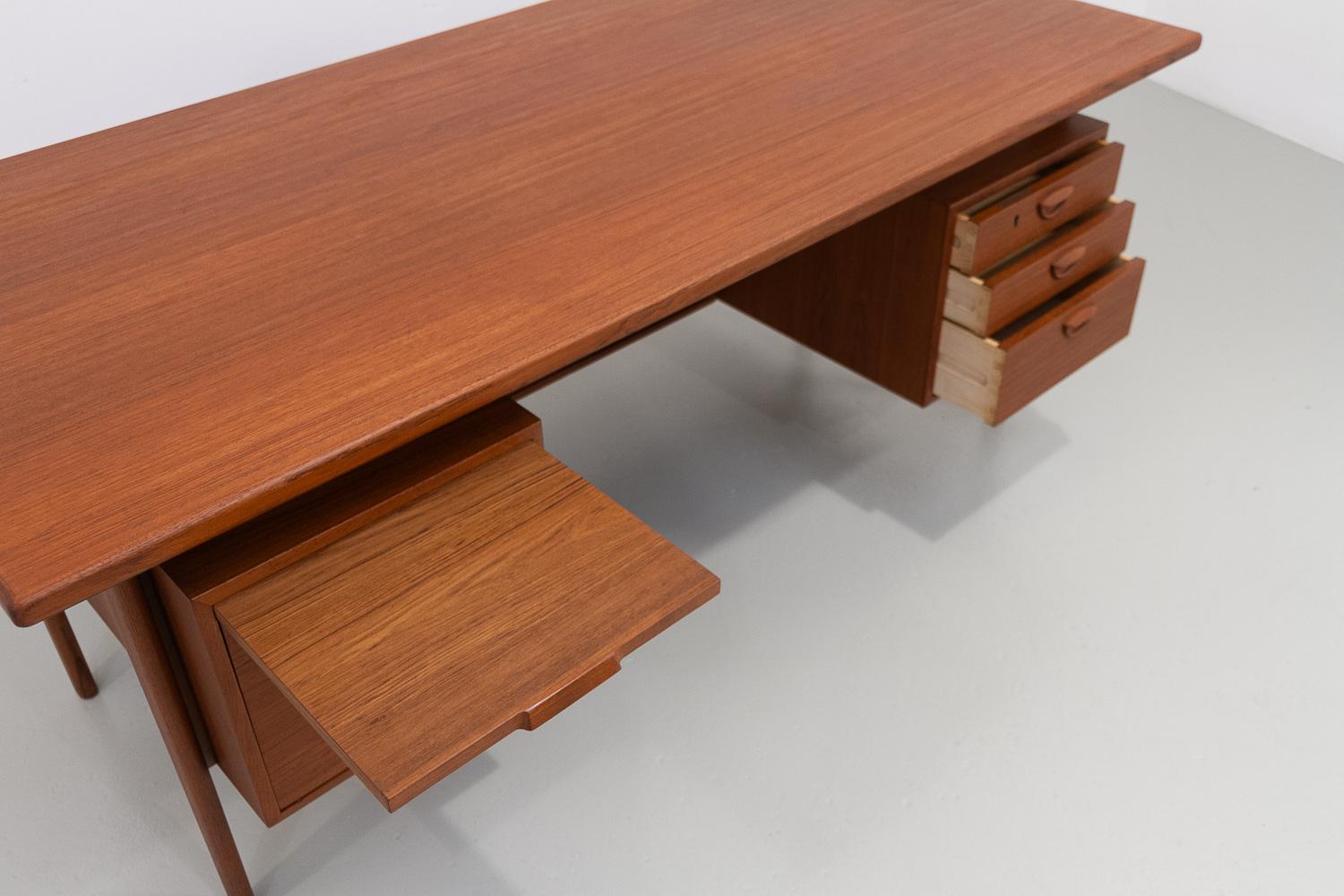 Danish Modern Model 58 Long Teak Desk by Kai Kristiansen by FM Møbler, 1960s. 3