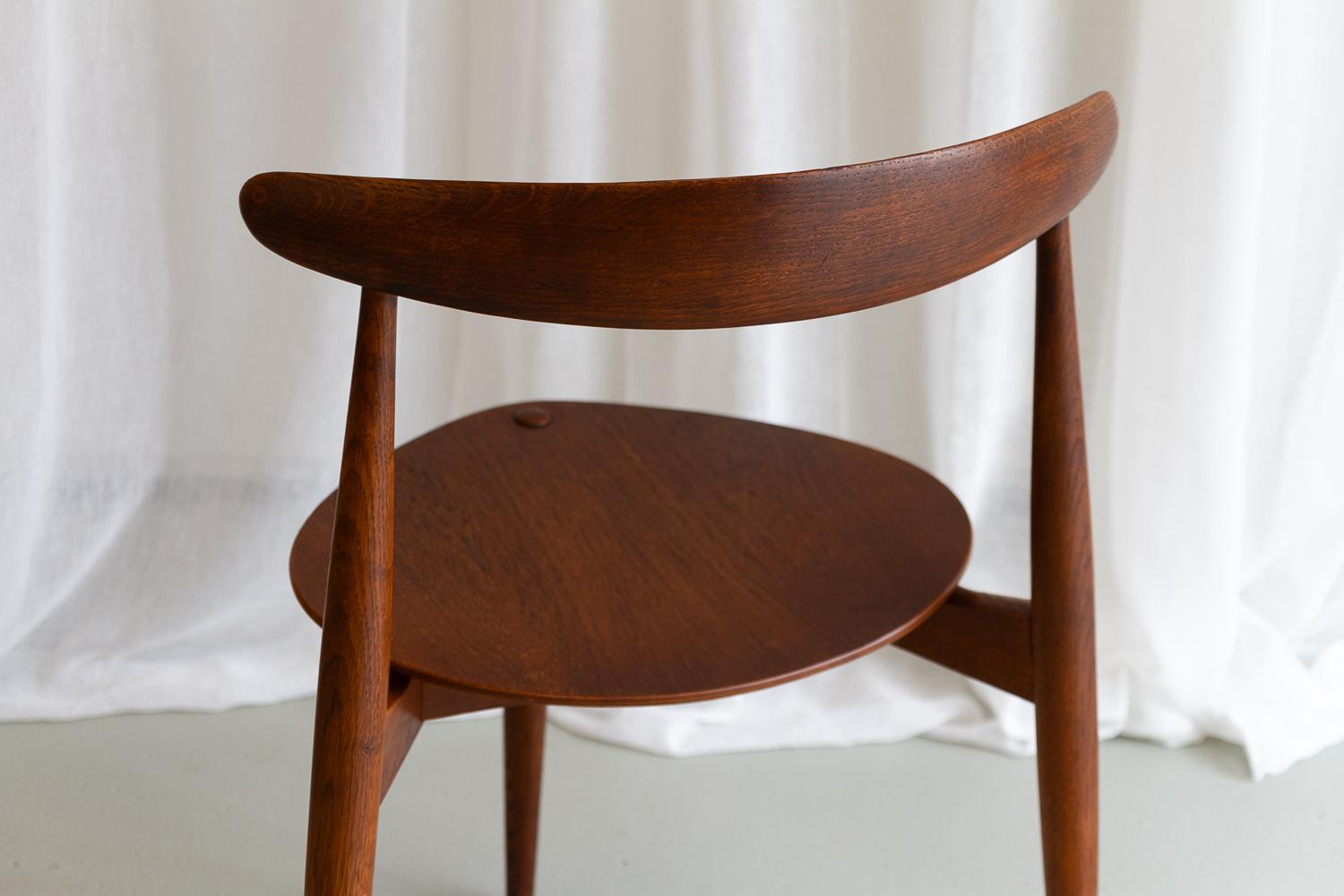 Danish Modern Model FH4103 Chair by Hans J. Wegner. 1950s. For Sale 8