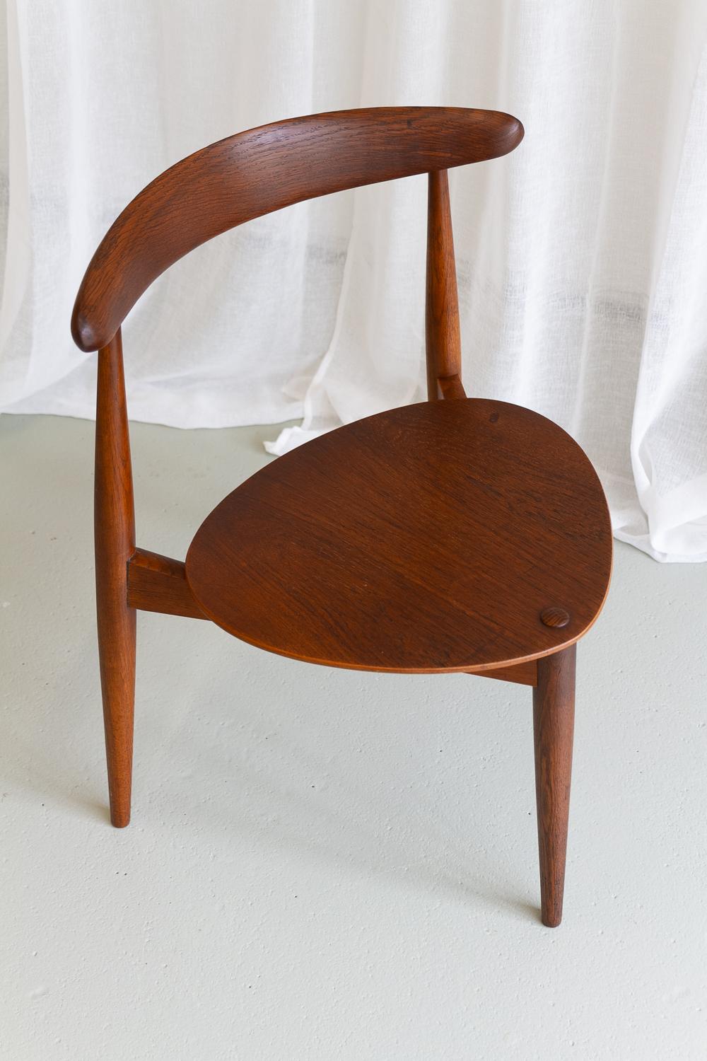 Danish Modern Model FH4103 Chair by Hans J. Wegner. 1950s. For Sale 10