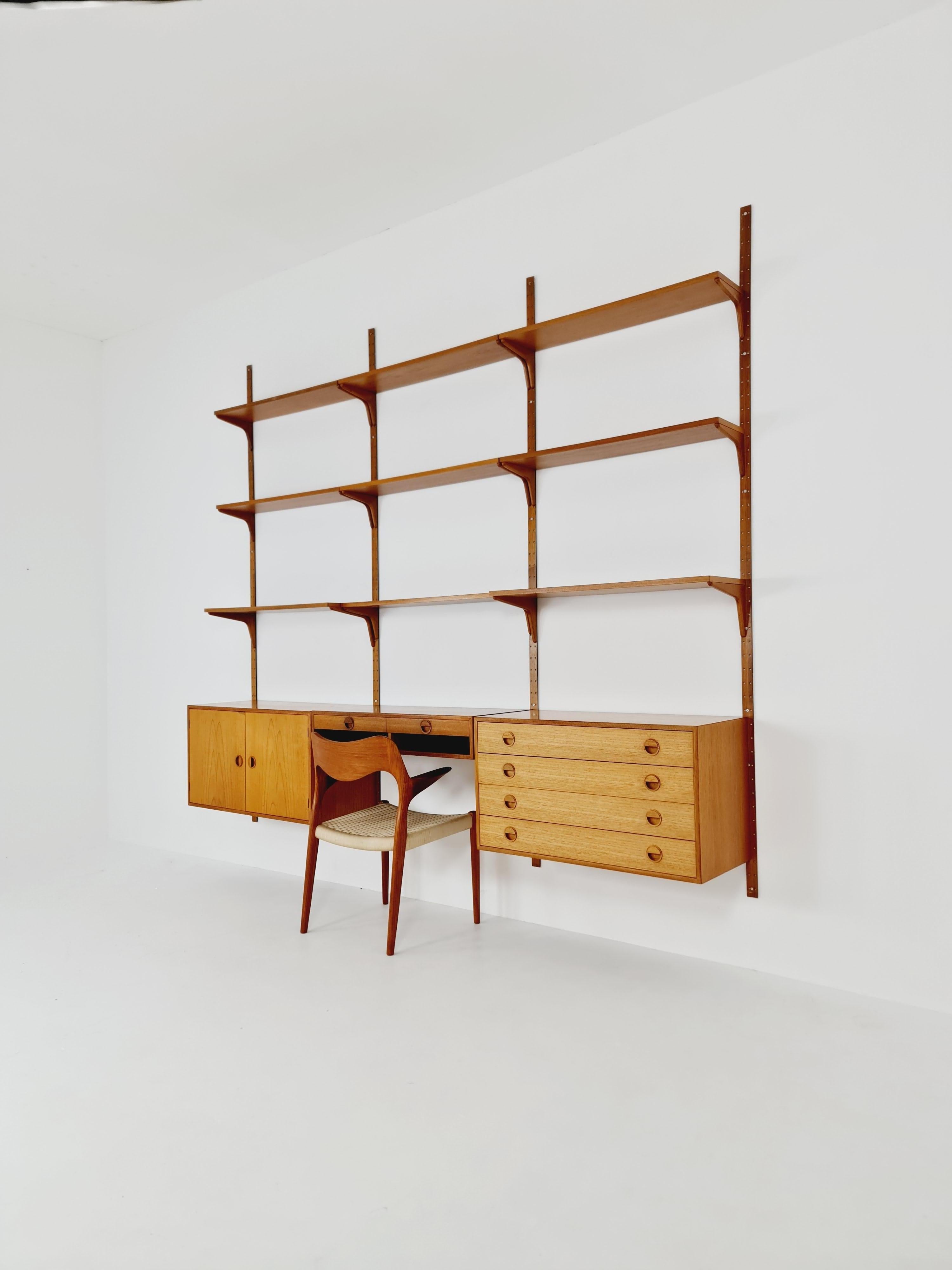 Mid-Century Modern Danish modern modular teak shelving system by Hansen & Guldborg Mobler, Denmark For Sale