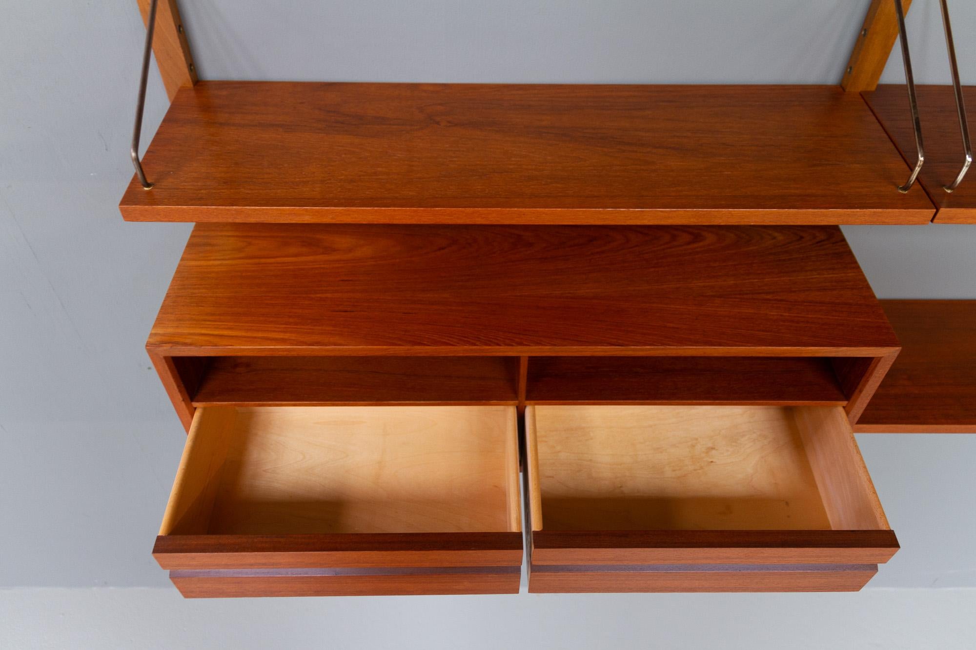 Danish Modern Modular Teak Wall Unit by Poul Cadovius for Cado, 1950s In Good Condition In Asaa, DK