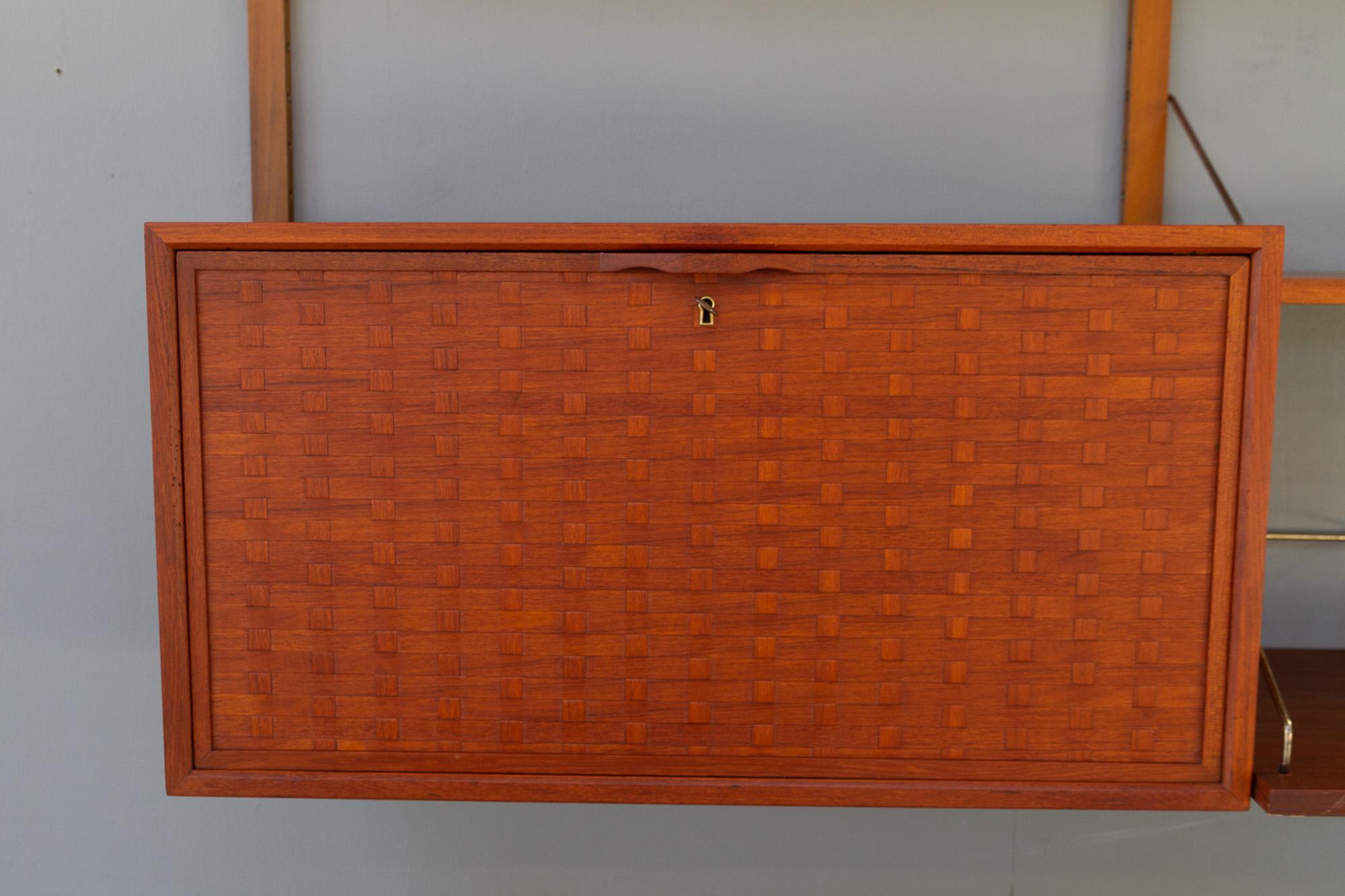 Mid-20th Century Danish Modern Modular Teak Wall Unit by Poul Cadovius for Cado 1950s For Sale