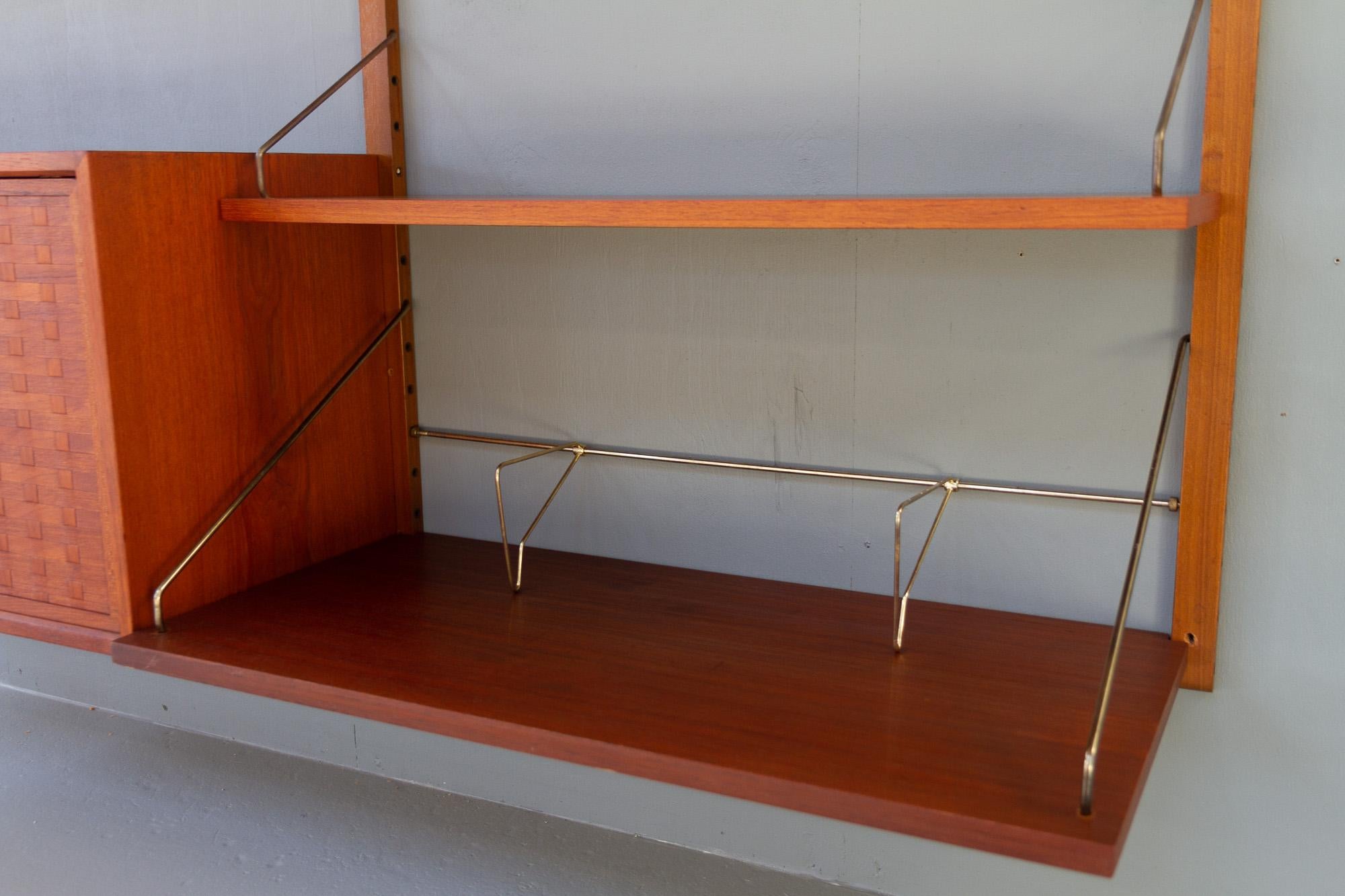 Danish Modern Modular Teak Wall Unit by Poul Cadovius for Cado 1950s For Sale 2