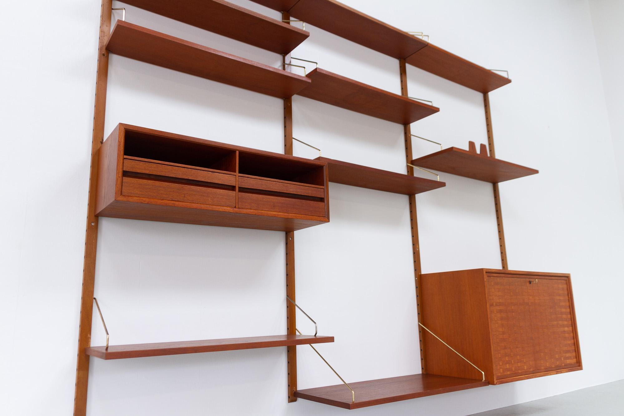 Danish Modern Modular Teak Wall Unit by Poul Cadovius for Cado, 1960s 3