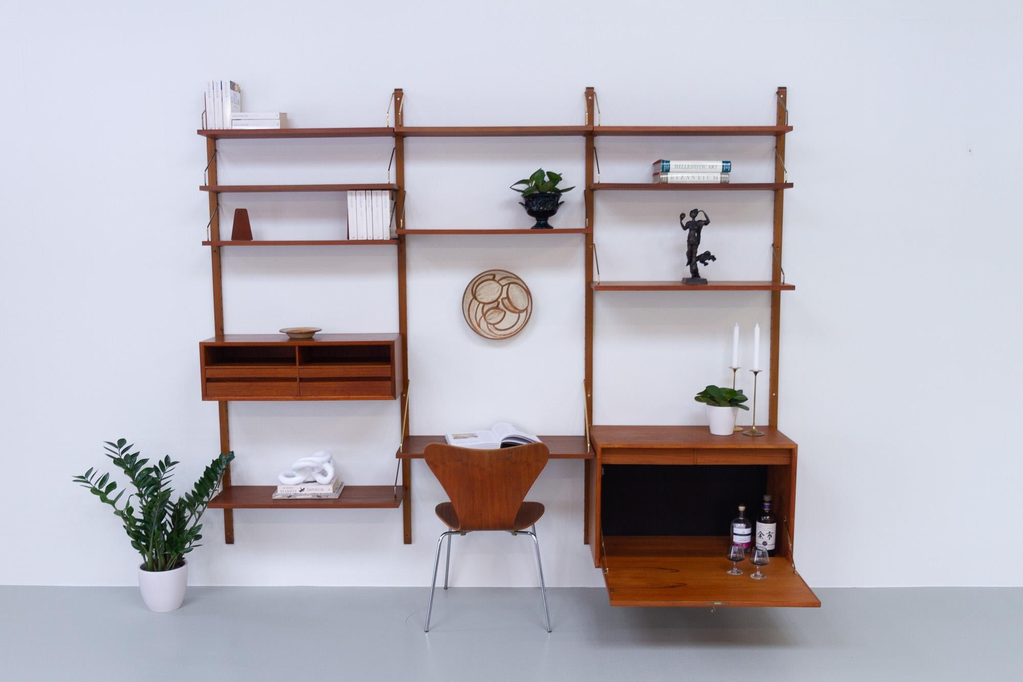 Danish Modern Modular Teak Wall Unit by Poul Cadovius for Cado, 1960s 13