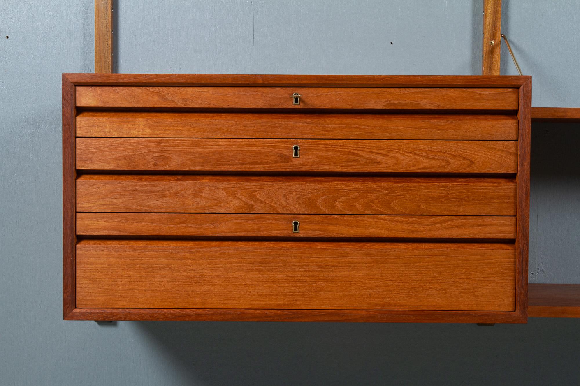 Danish Modern Modular Teak Wall Unit by Poul Cadovius for Cado 1960s In Good Condition In Asaa, DK