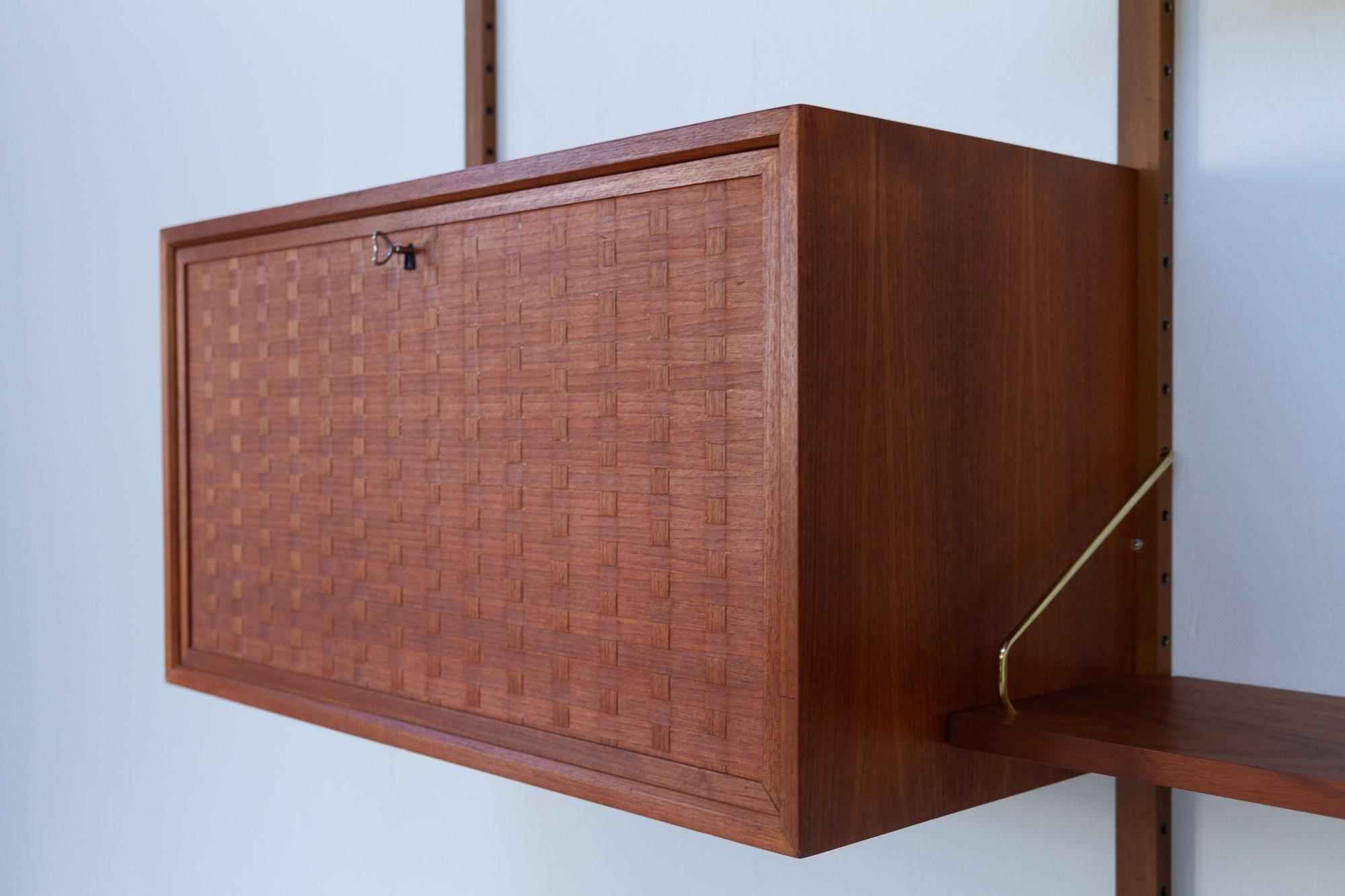Danish Modern Modular Teak Wall Unit by Poul Cadovius for Cado, 1960s For Sale 1