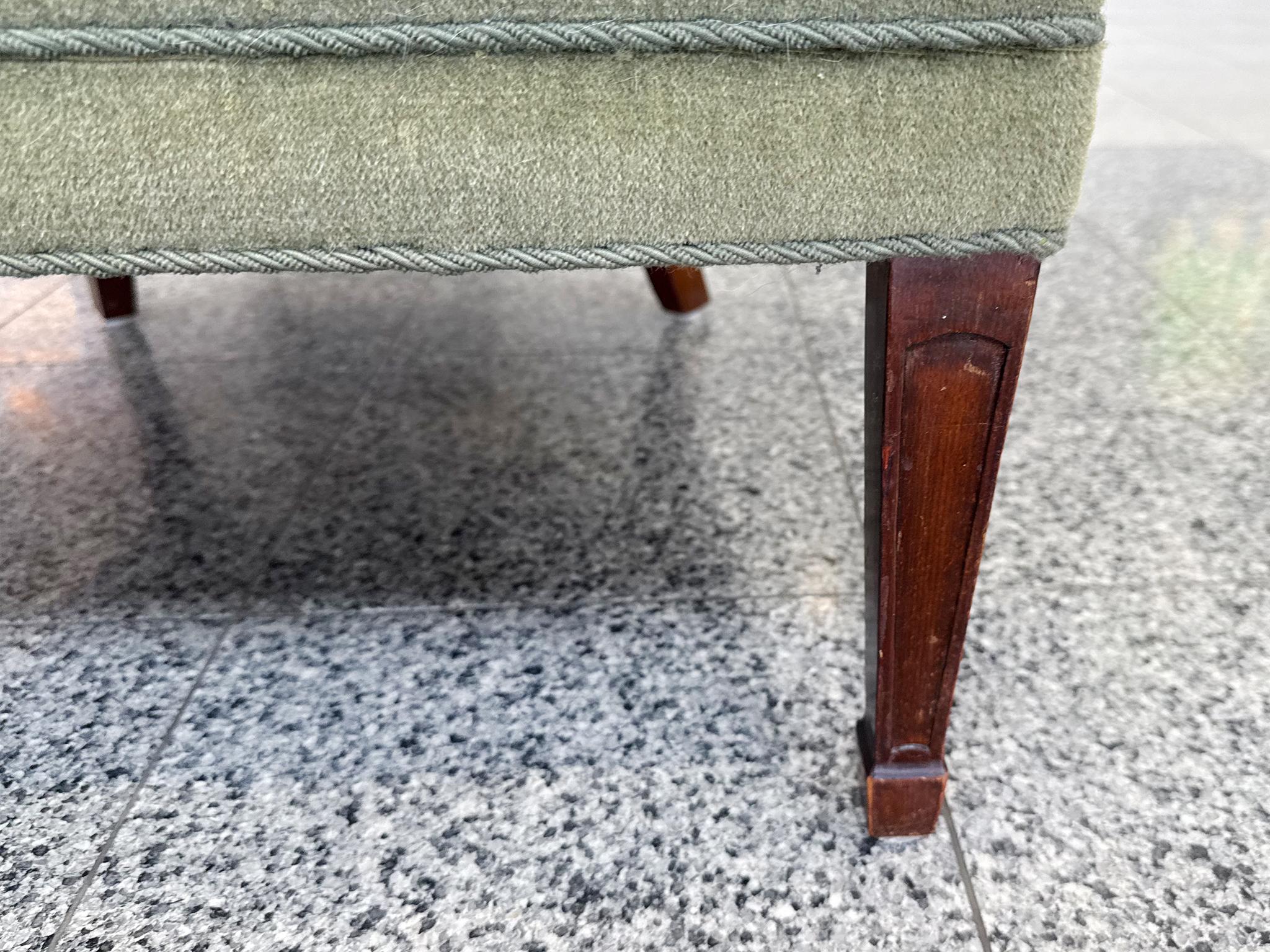 Danish Modern Mohair Wingback Armchair in the Style of Frits Henningsen im Angebot 4