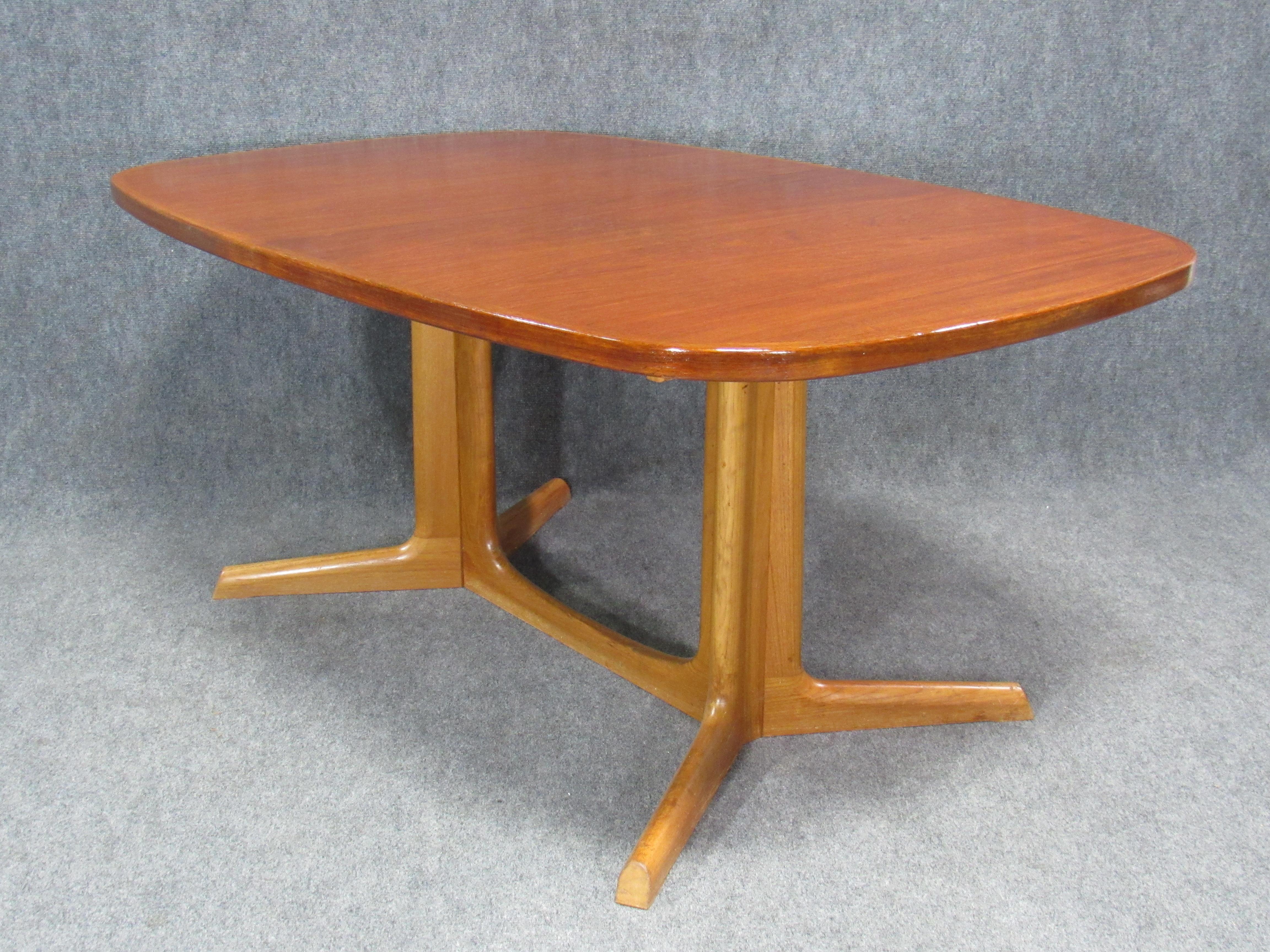 Danish Modern Niels Otto Møller for Gudme Teak Extension Trestle Dining Table 10