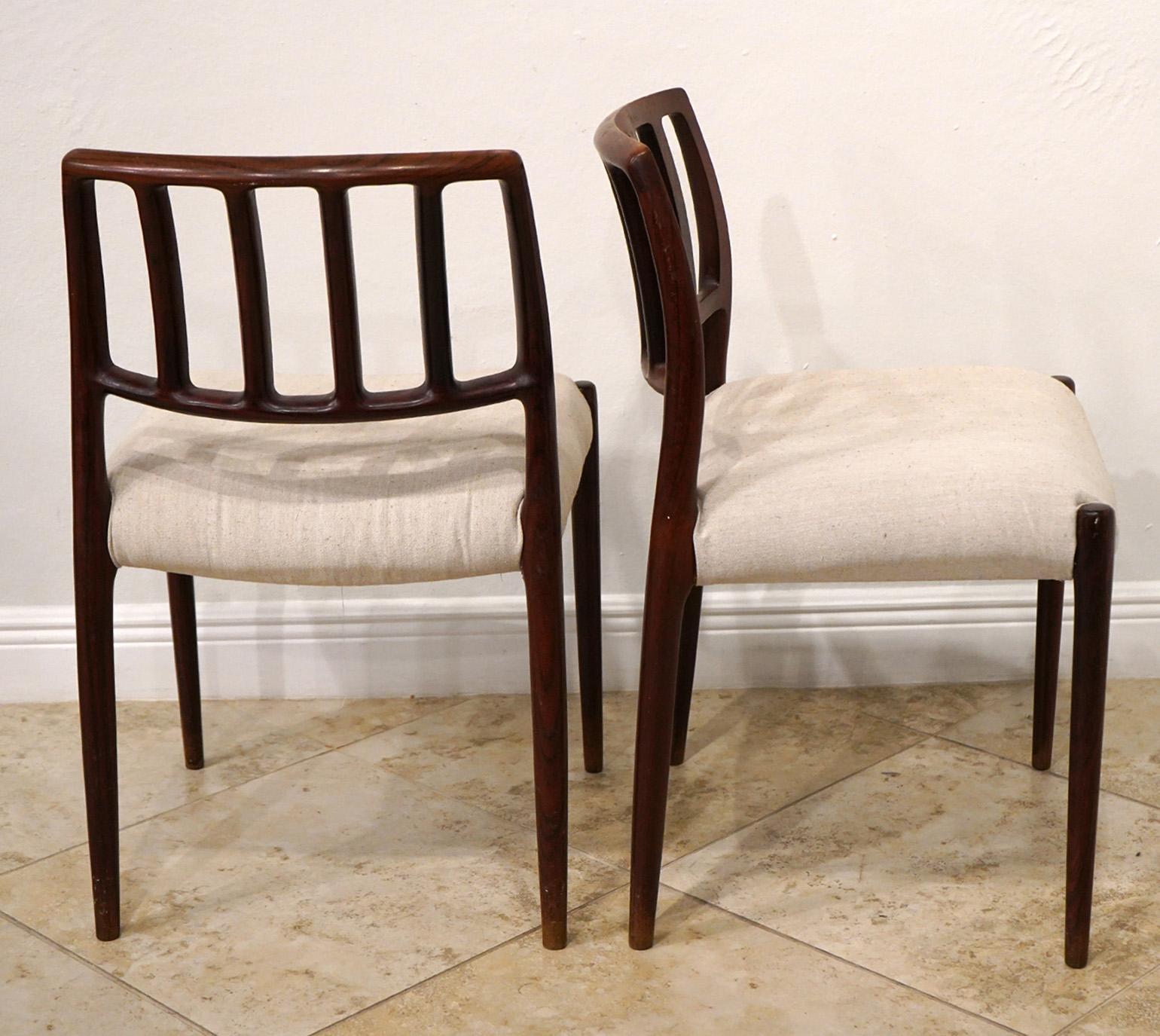 Ensemble de 4 chaises de salle à manger danoises modernes Niels Otto Moller en vente 5