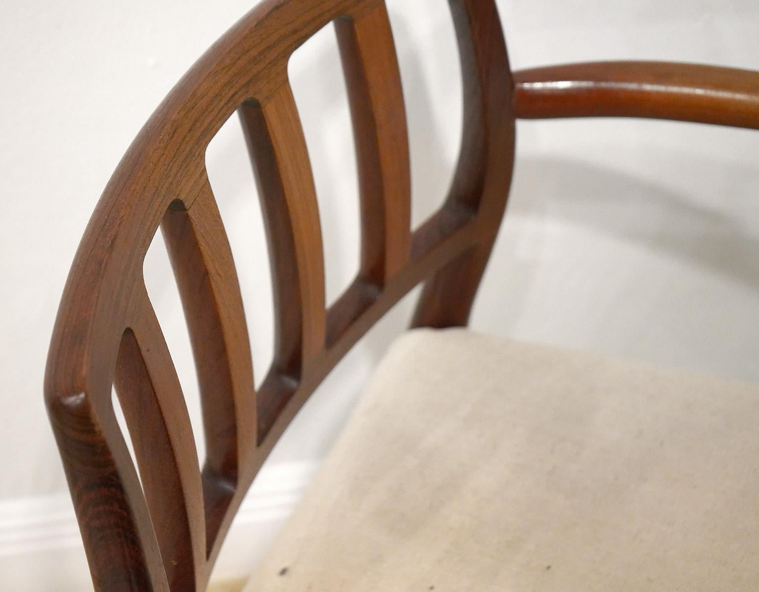 Ensemble de 4 chaises de salle à manger danoises modernes Niels Otto Moller en vente 1