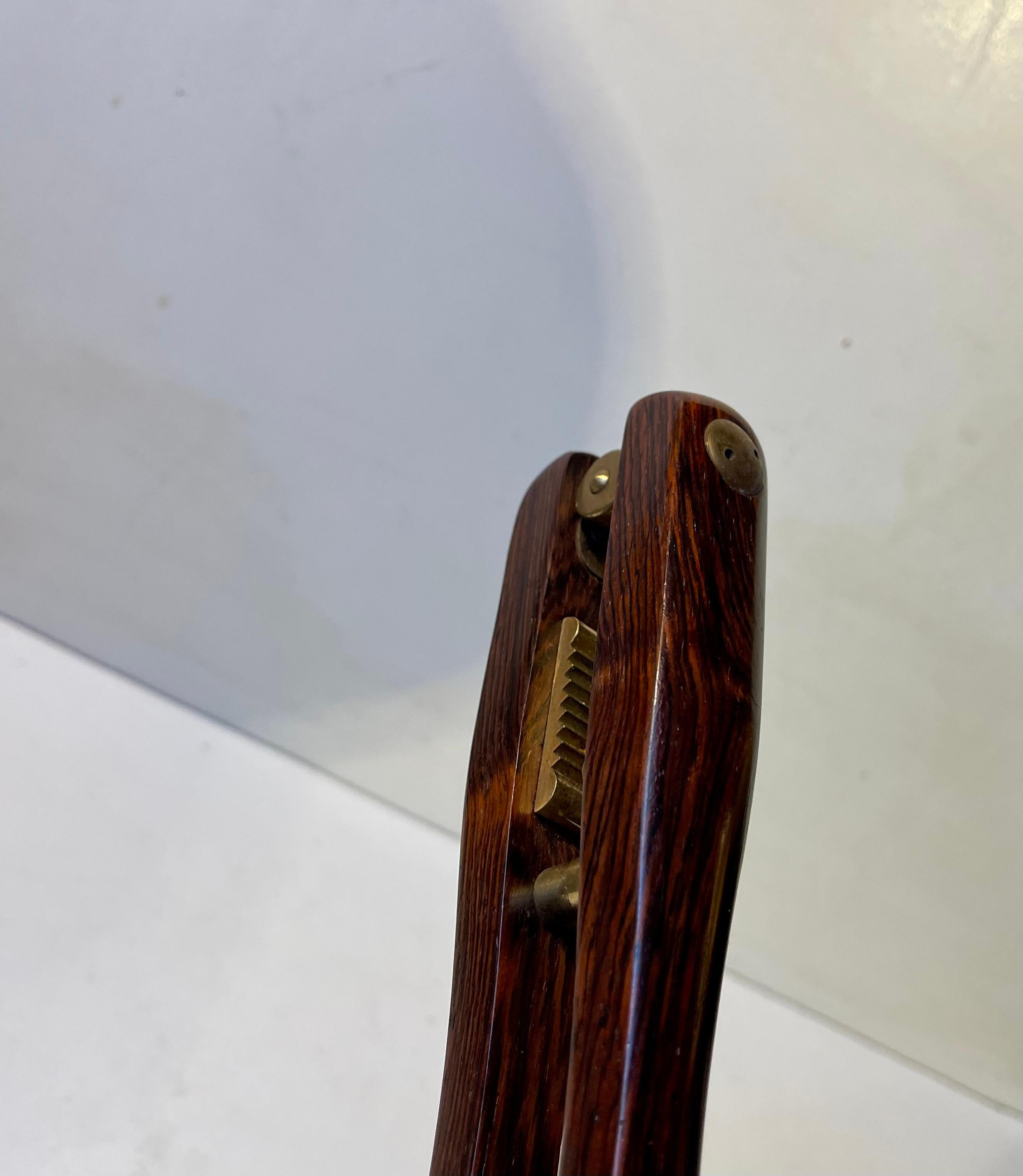 Dänischer moderner Nussknacker aus Palisanderholz und Messing, 1960er Jahre im Zustand „Gut“ im Angebot in Esbjerg, DK