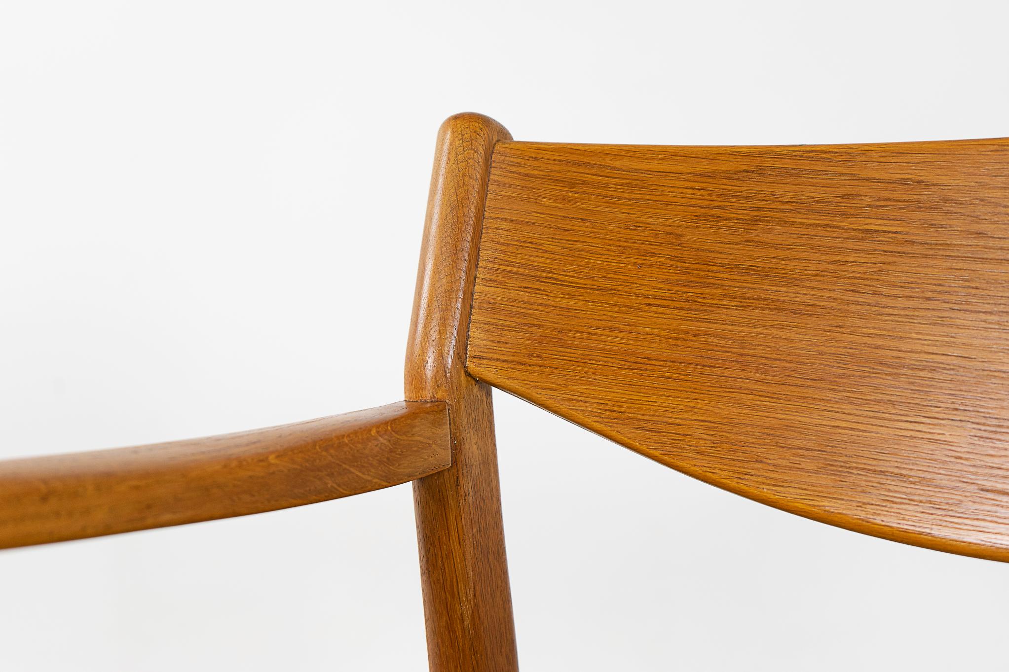 Scandinavian Modern Danish Modern Oak Armchair For Sale