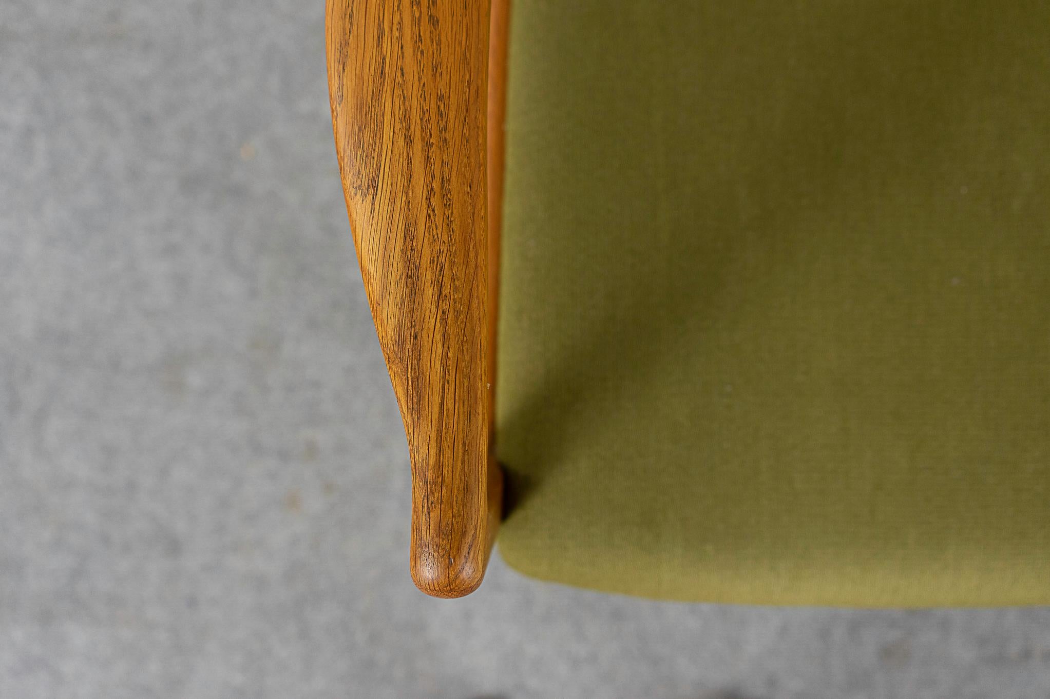 Mid-20th Century Danish Modern Oak Armchair For Sale