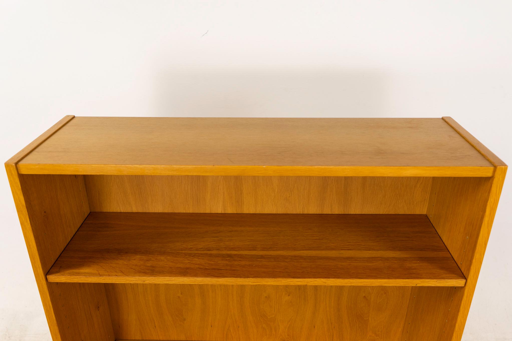 Quercia Libreria moderna danese in Oak in vendita