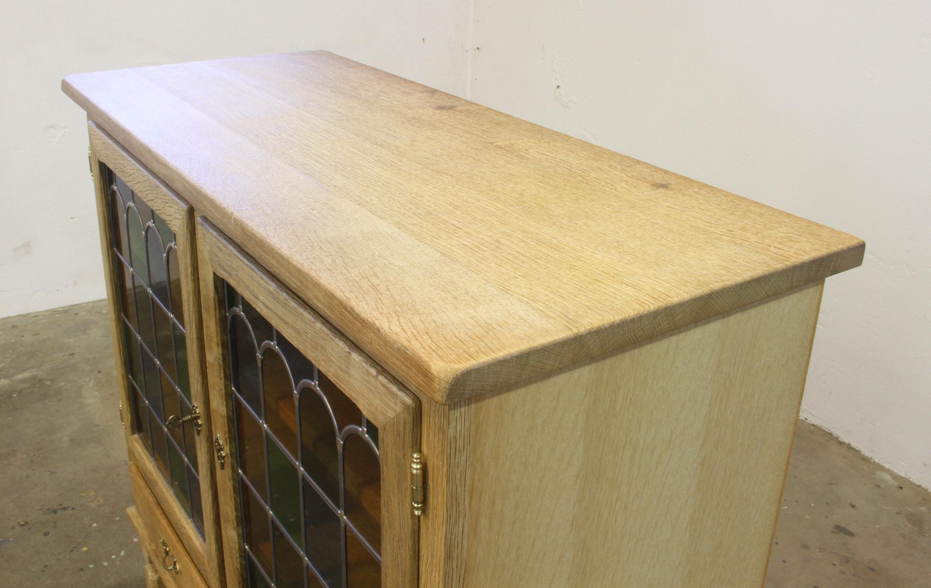 Mobile moderno danese in Oak nello stile di Henning Kjærnulf, 1994 in vendita 10