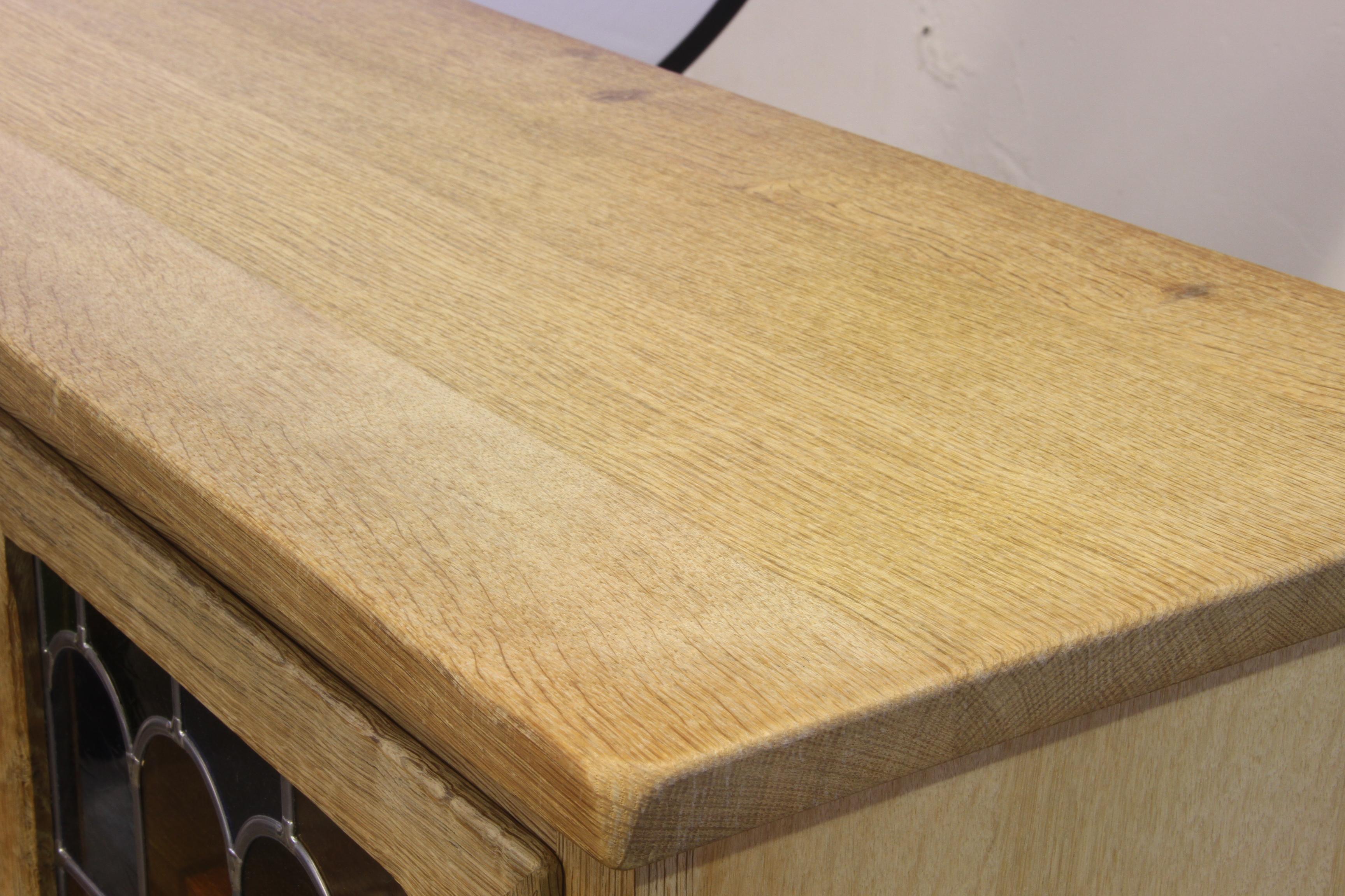 Mobile moderno danese in Oak nello stile di Henning Kjærnulf, 1994 in vendita 11