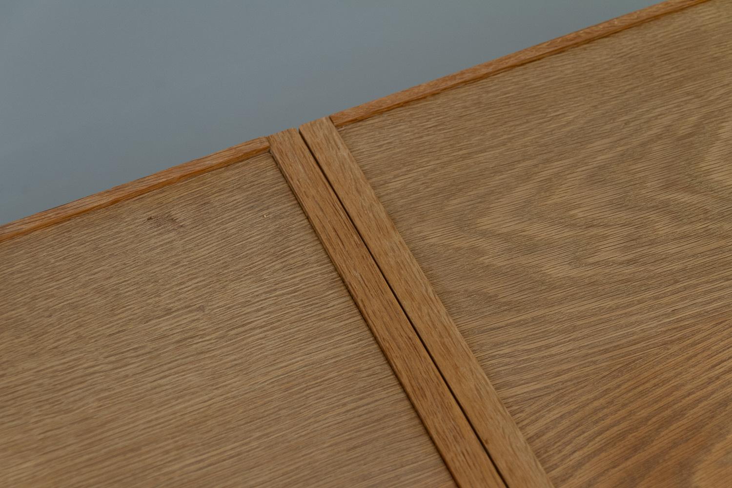 Dänische Modern Oak Schränke von Kjærnulf, 1960er Jahre. Satz von 2. im Angebot 3
