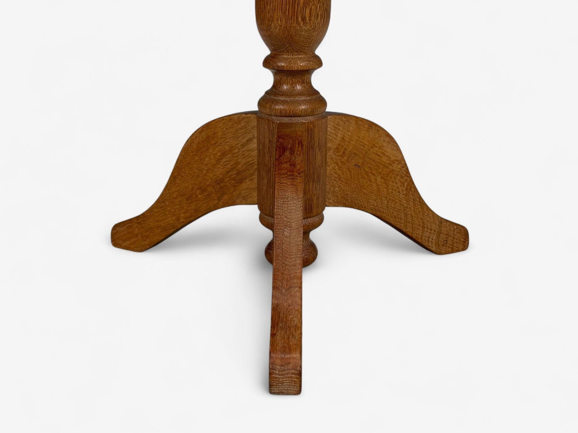 Céramique Table d'appoint moderne danoise, Oak, céramique, Danemark, 1975 en vente