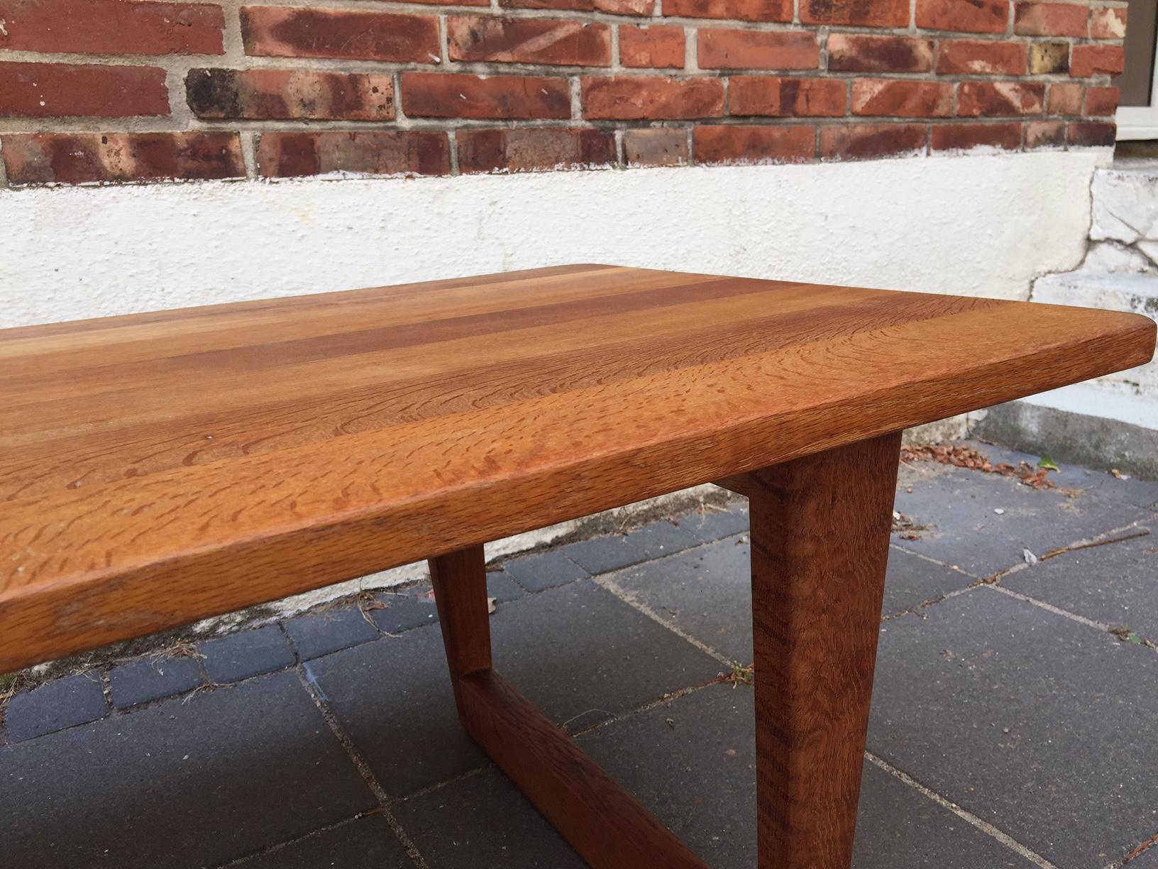 Børge Mogensen Large Coffee Table in Oak for Fredericia Møbler, 1960s In Good Condition For Sale In Esbjerg, DK