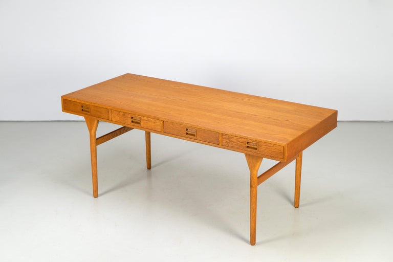 Mid-Century Modern Danish Modern Oak Desk by Nanna Ditzel for Søren Willardsen For Sale