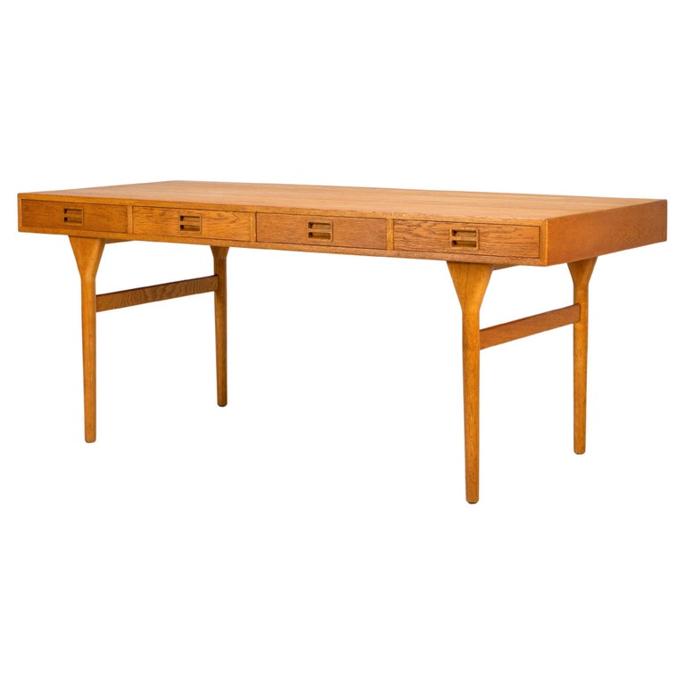 Danish Modern Oak Desk by Nanna Ditzel for Søren Willardsen For Sale