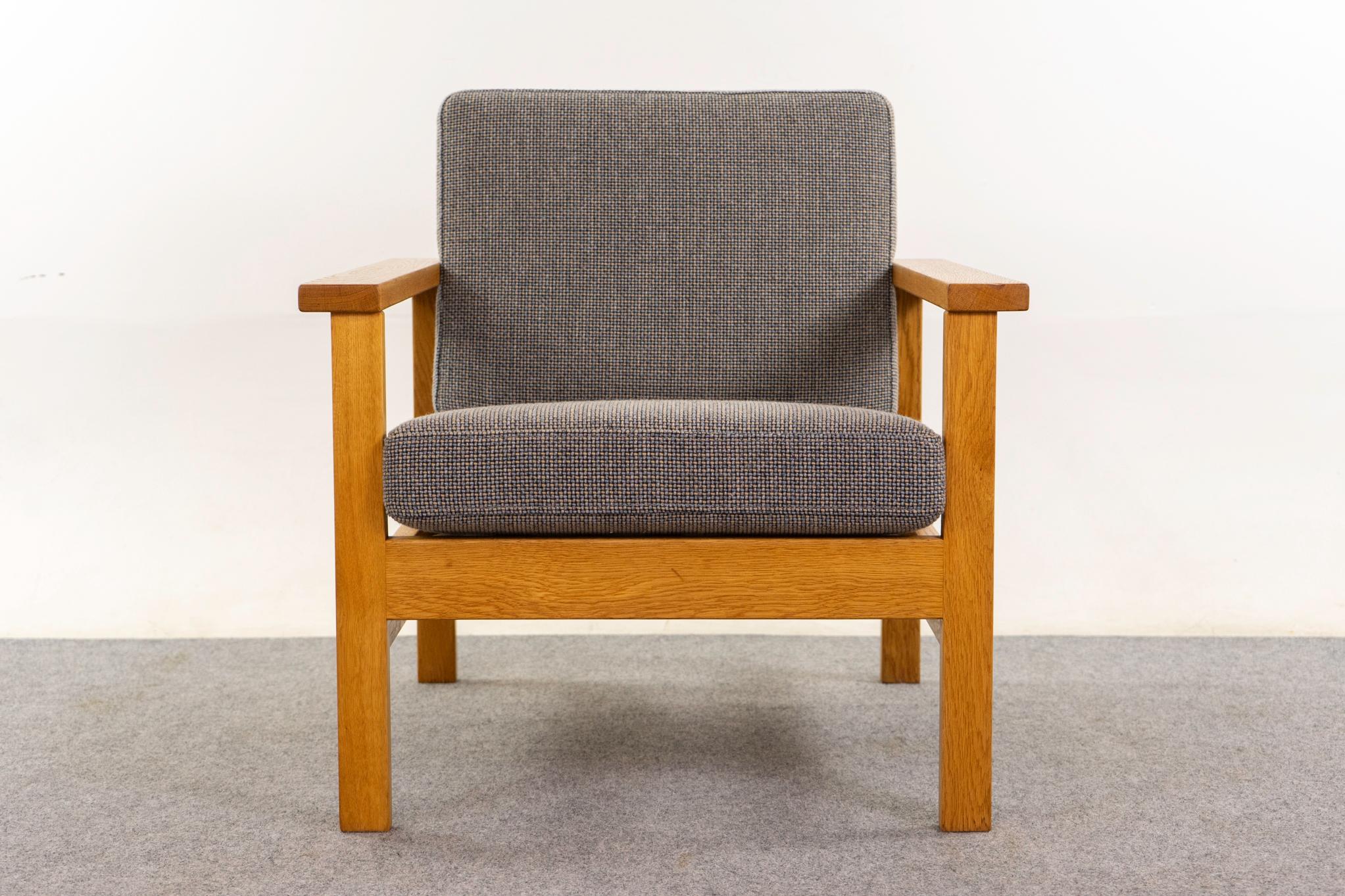 Sillón moderno danés de roble de O.D. Mobler Escandinavo moderno en venta
