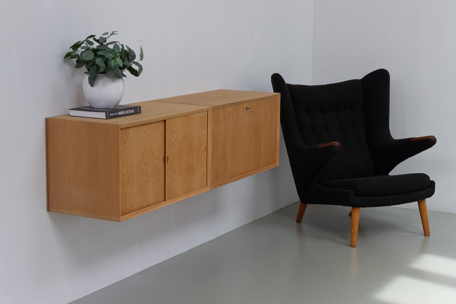 Danish Modern Oak Floating Sideboard by Poul Cadovius for Cado 1960s. For Sale 8