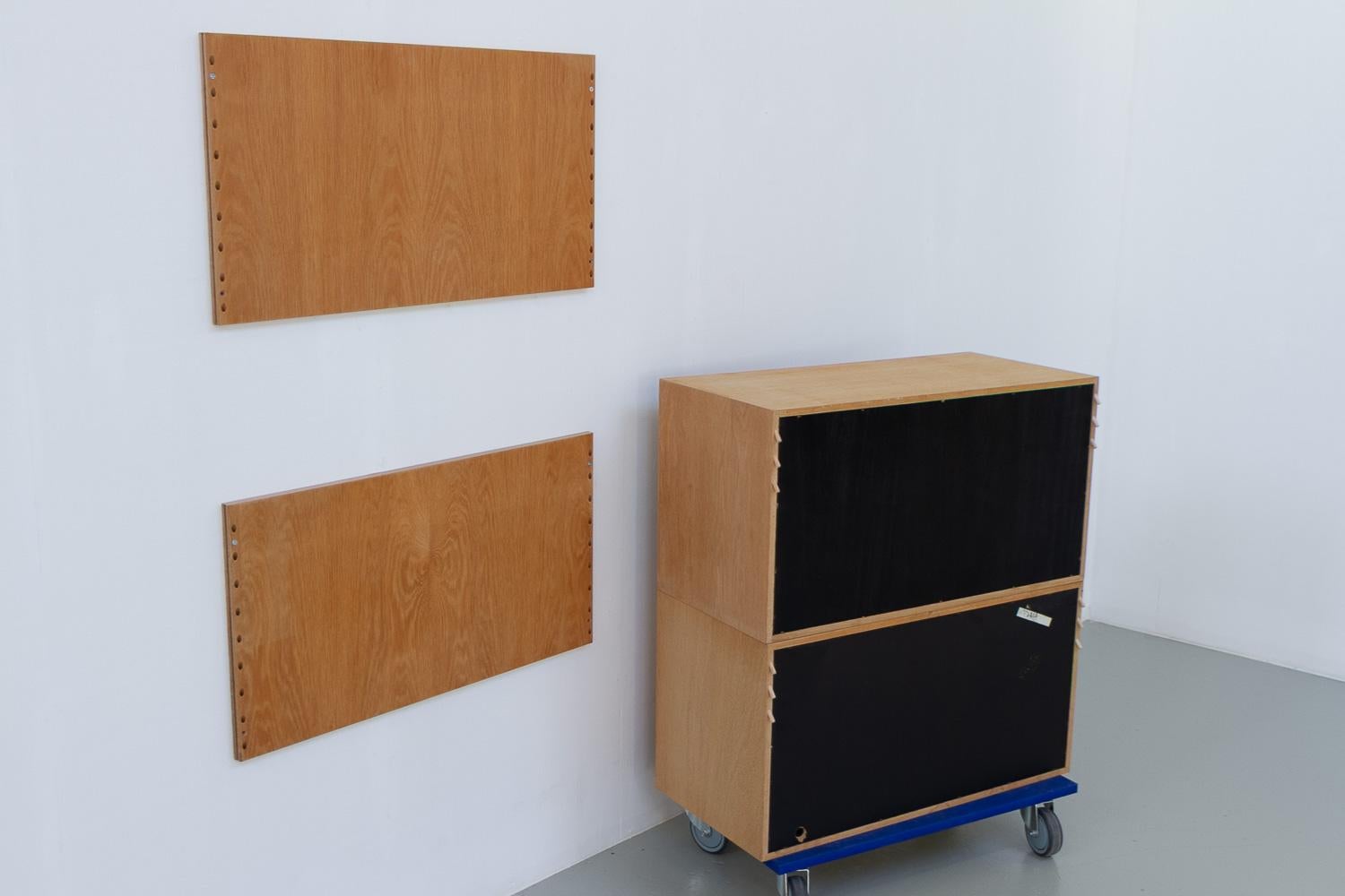 Danish Modern Oak Floating Sideboard by Poul Cadovius for Cado 1960s. For Sale 15