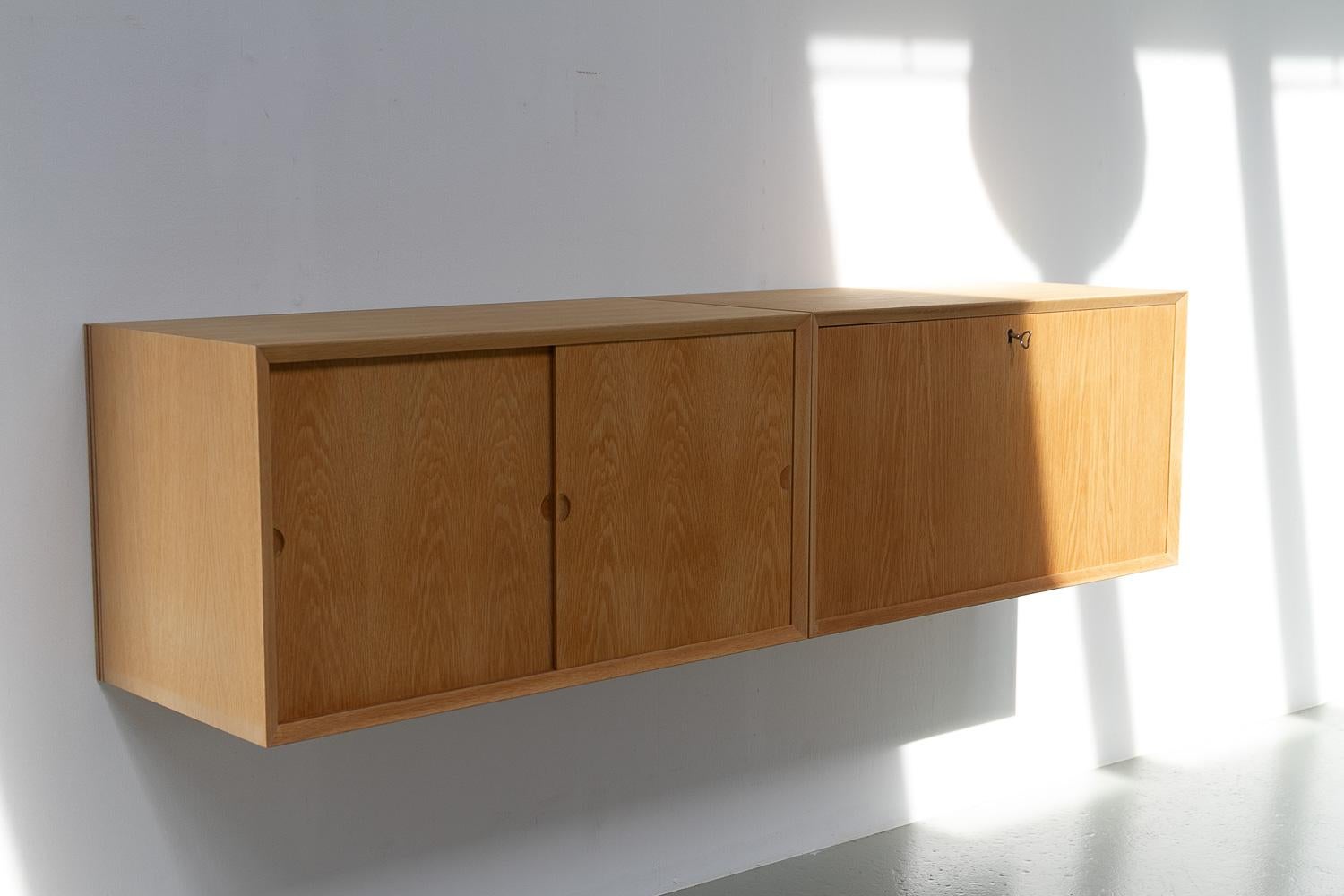 Mid-Century Modern Danish Modern Oak Floating Sideboard by Poul Cadovius for Cado 1960s. For Sale