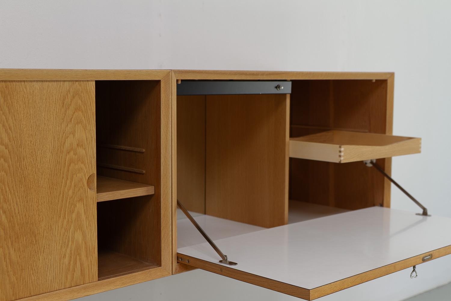 Danish Modern Oak Floating Sideboard by Poul Cadovius for Cado 1960s. For Sale 2