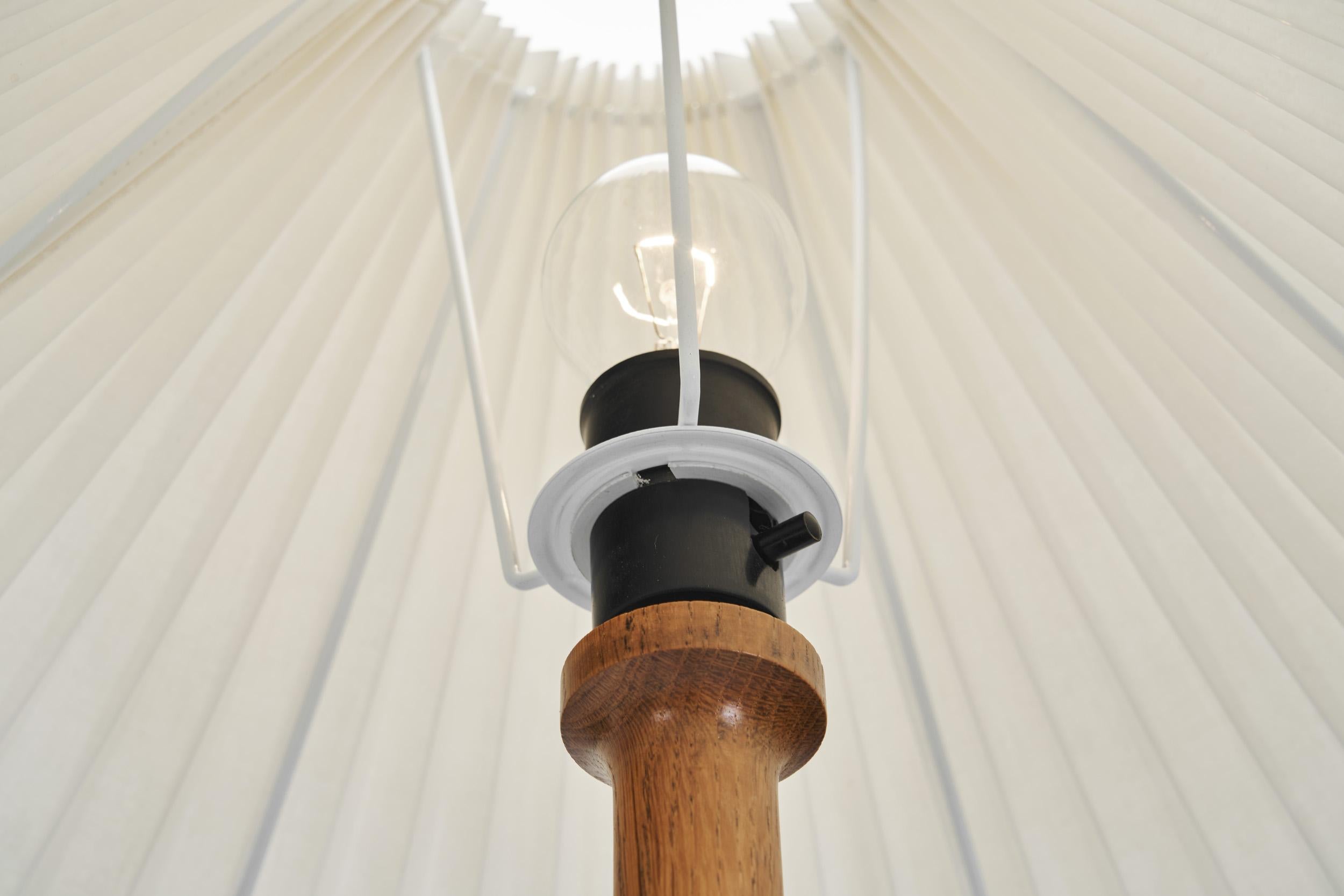 Danish Modern Oak Floor Lamp by Lisbeth Brams for Fog & Mørup, Denmark 1960s 5