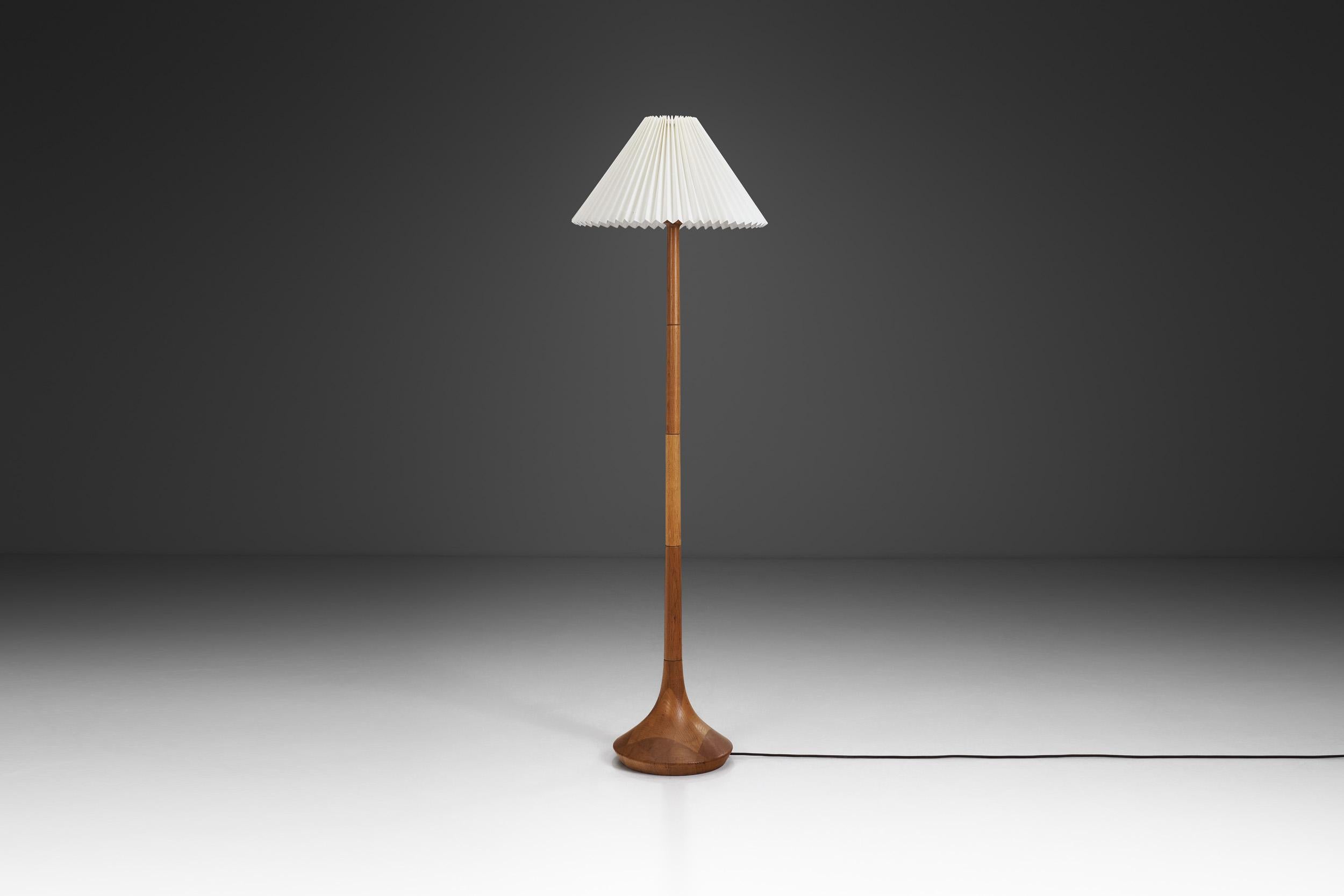 Mid-Century Modern Danish Modern Oak Floor Lamp by Lisbeth Brams for Fog & Mørup, Denmark 1960s