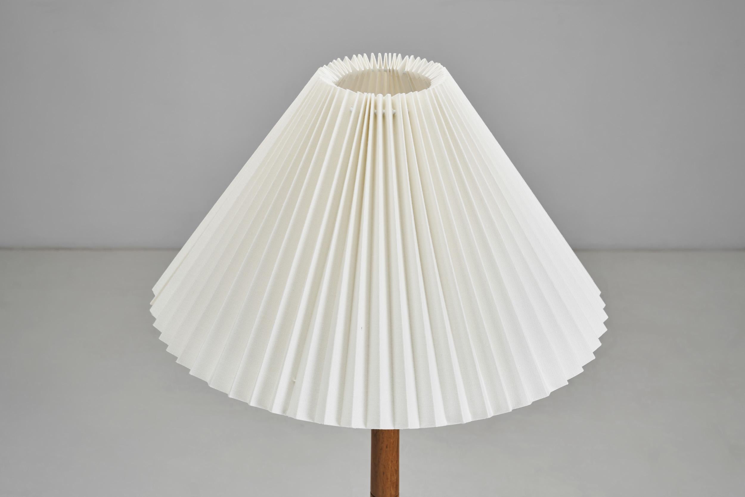 Danish Modern Oak Floor Lamp by Lisbeth Brams for Fog & Mørup, Denmark 1960s 3