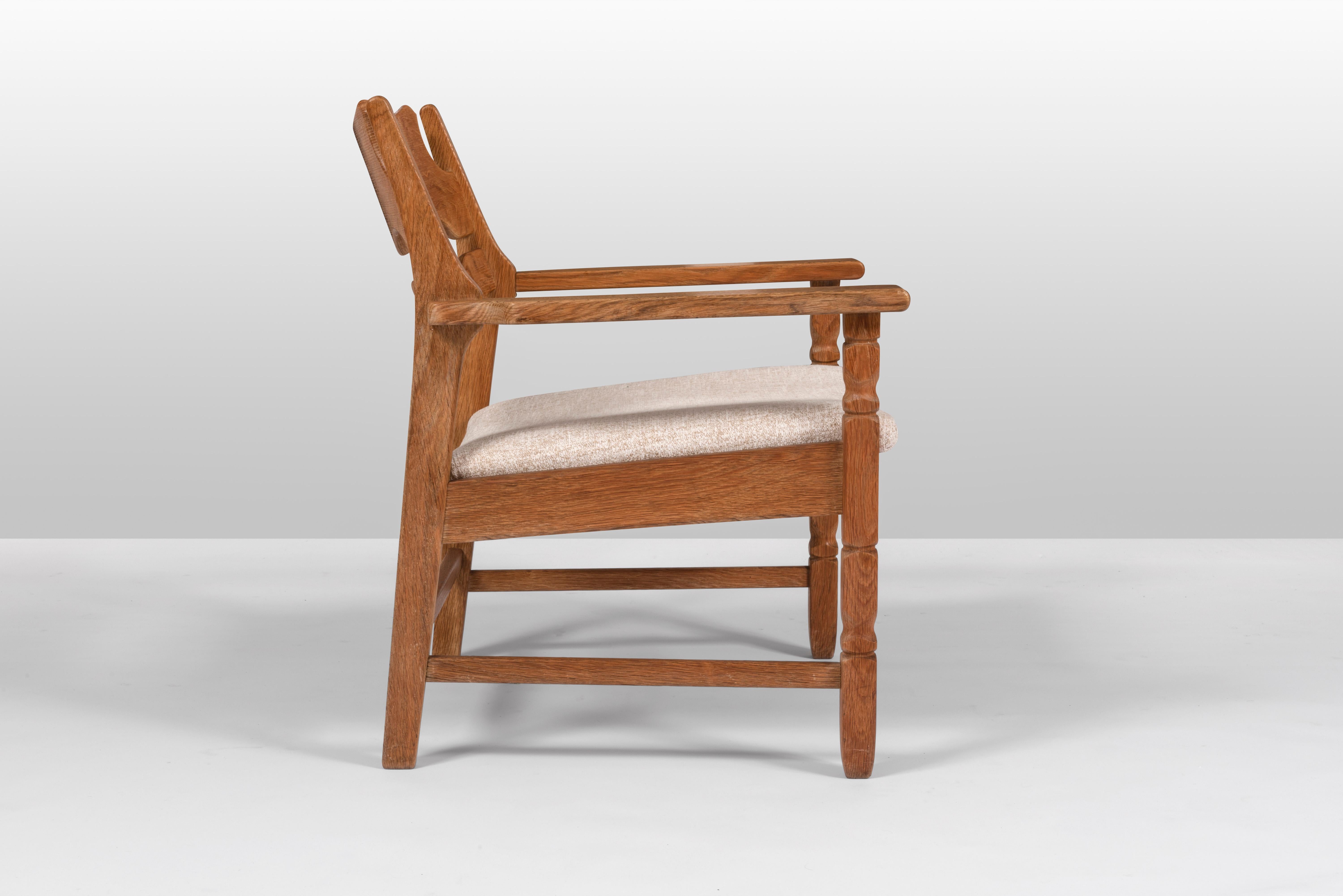Dänisches modernes Paar Sessel aus Eichenholz mit Kammlehne, 1970er Jahre (Skandinavische Moderne) im Angebot