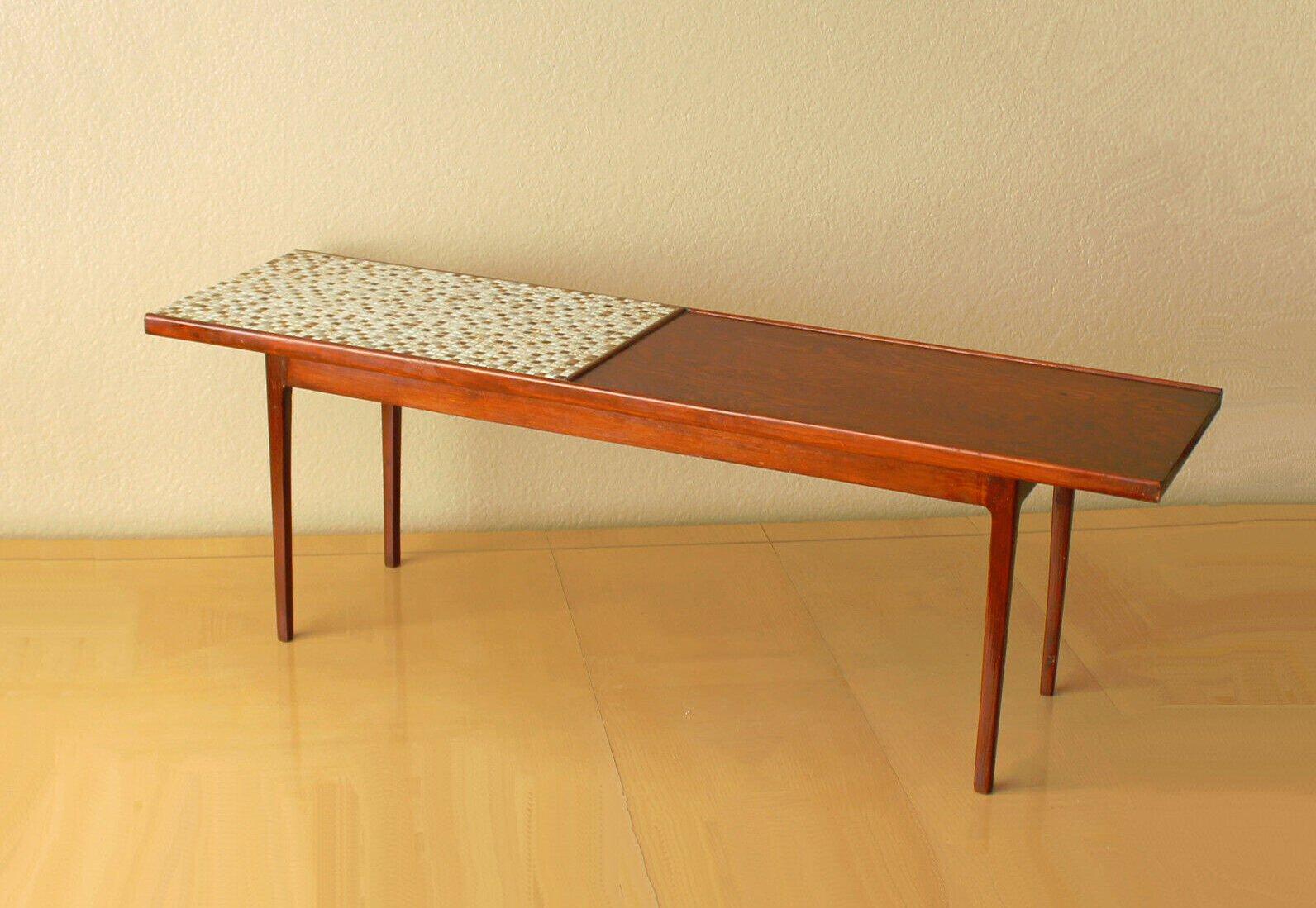 Table basse moderne danoise en chêne, bois de rose et mosaïque de carreaux incrustés ! MCM Wegner 1950s  en vente 1