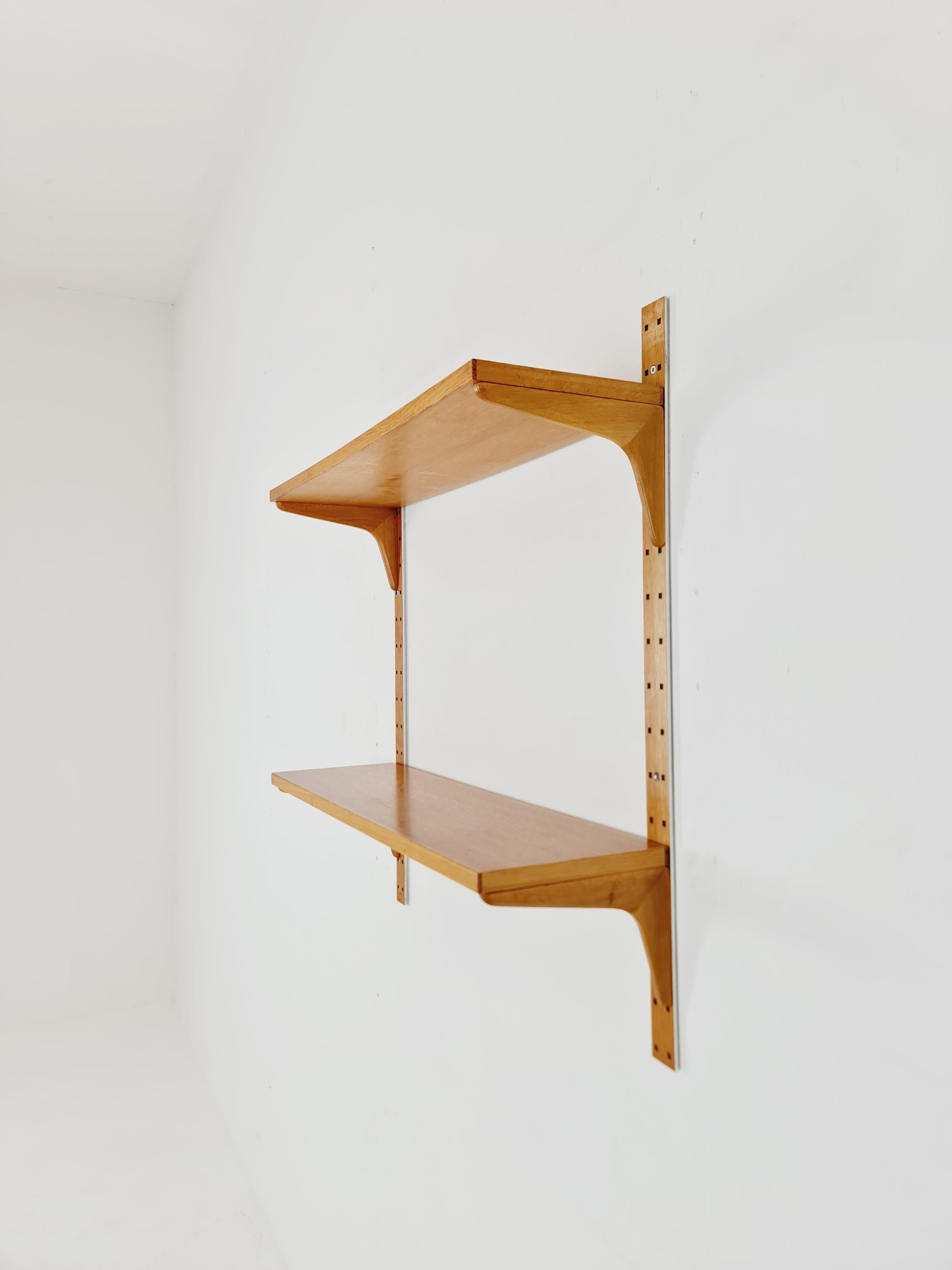 Danese Sistema di scaffali moderni danesi in Oak di Hansen & Guldborg Mobler, Danimarca, anni '60 in vendita
