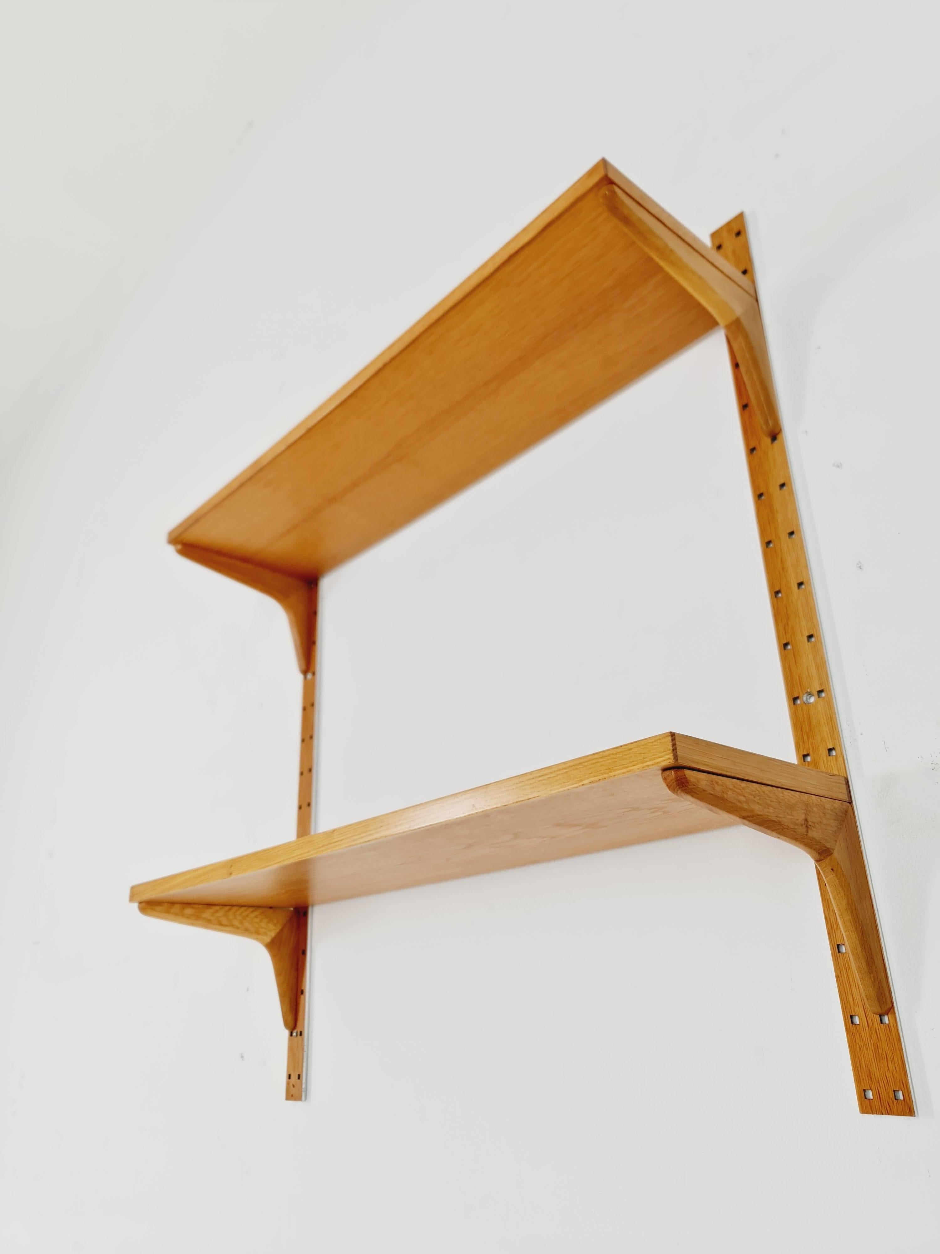 Sistema di scaffali moderni danesi in Oak di Hansen & Guldborg Mobler, Danimarca, anni '60 in vendita 1