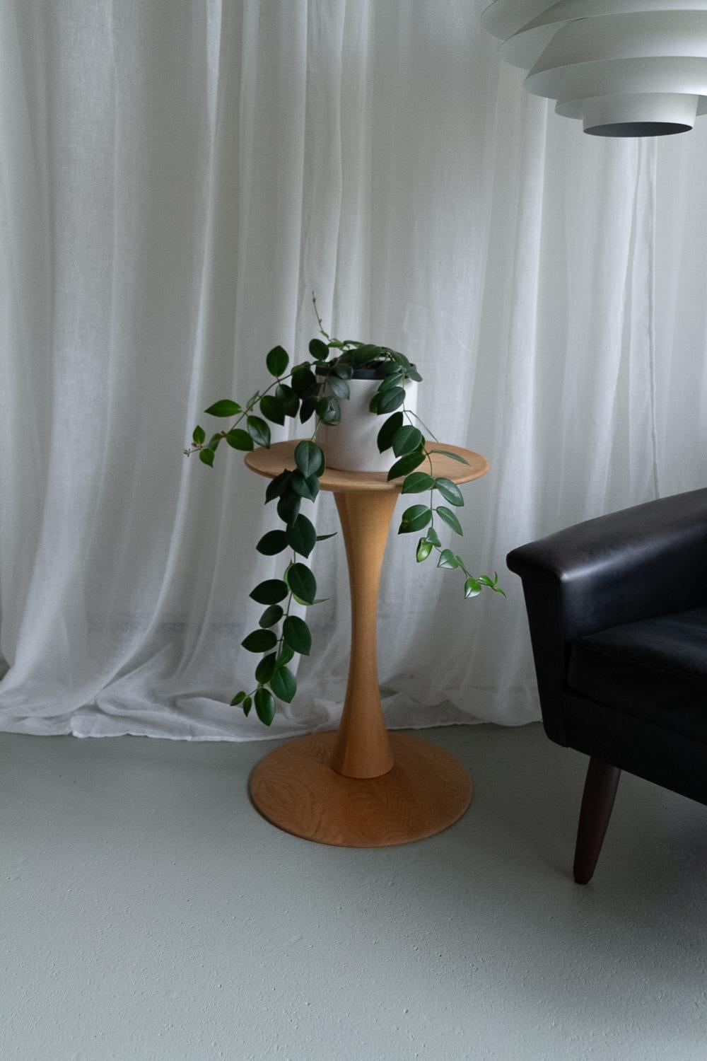 Table d'appoint moderne danoise en Oak 
