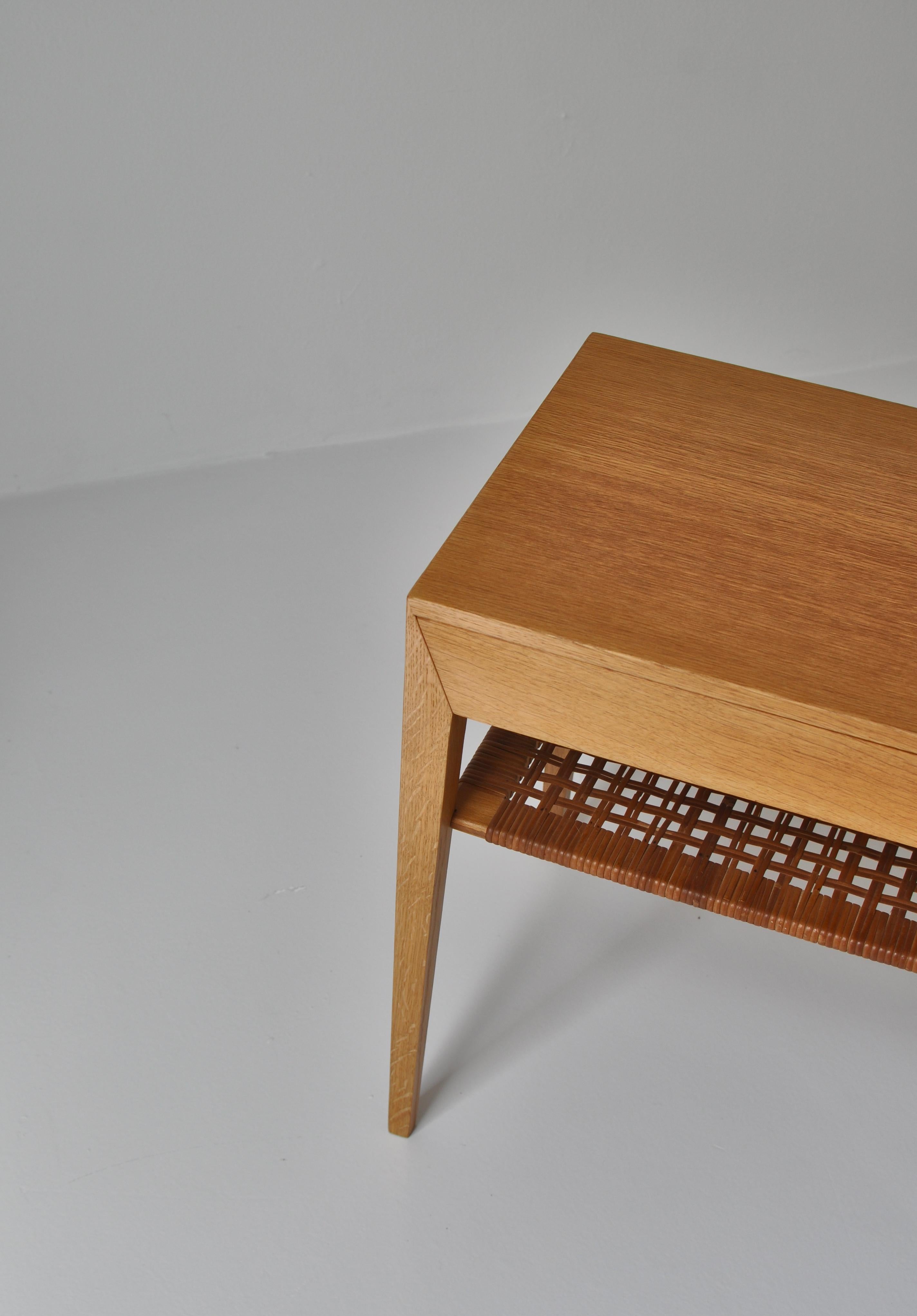 Danish Modern Oak Side Table with Shelf in Rattan Cane by Severin Hansen, 1950s 3