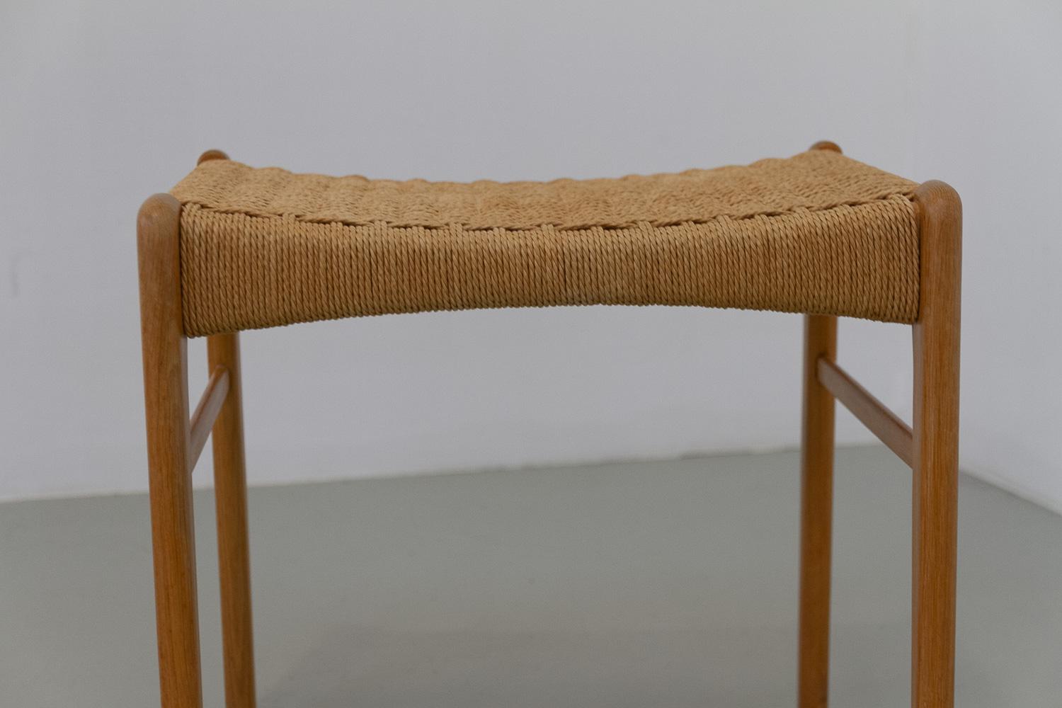 Danish Modern Oak Stool by Peder Kristensen for Glyngøre Stolefabrik, 1960s. For Sale 8