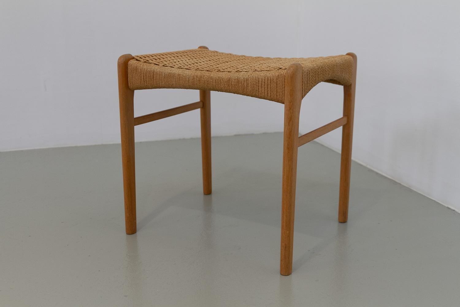 Mid-20th Century Danish Modern Oak Stool by Peder Kristensen for Glyngøre Stolefabrik, 1960s. For Sale