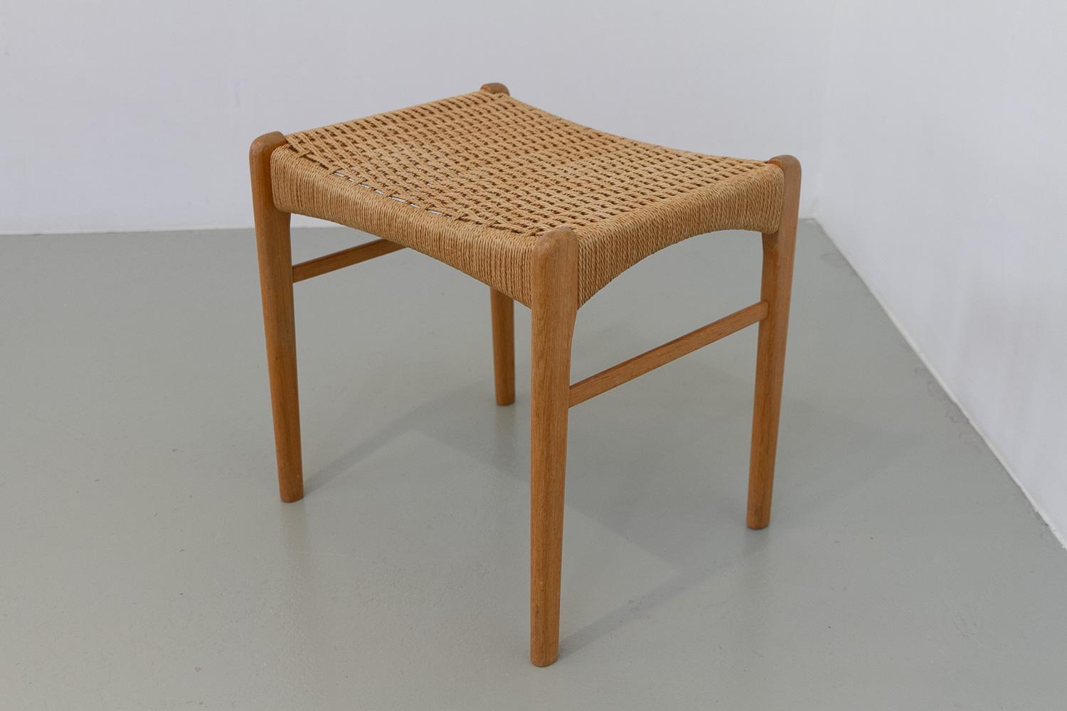 Papercord Danish Modern Oak Stool by Peder Kristensen for Glyngøre Stolefabrik, 1960s. For Sale