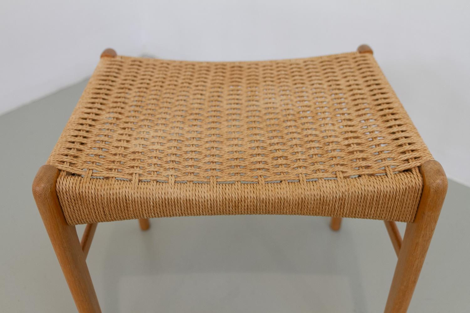 Danish Modern Oak Stool by Peder Kristensen for Glyngøre Stolefabrik, 1960s. For Sale 1