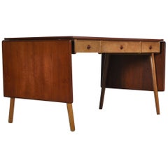 Bureau moderne danois en chêne et teck « Modèle 158 » de Poul Volther, 1957