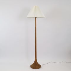 Danish Modern oak wood floor lamp by Lisbeth Brams, 1960s, Denmark